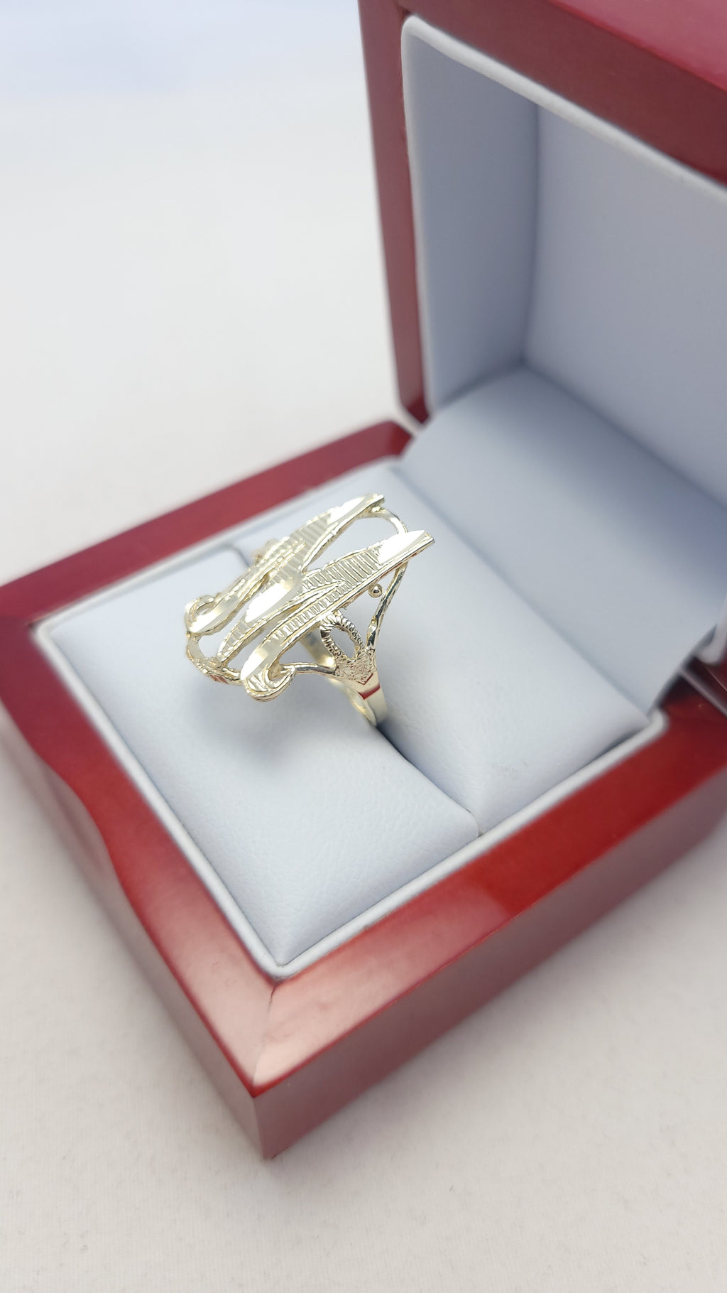 10K YG Letter "M" Ring