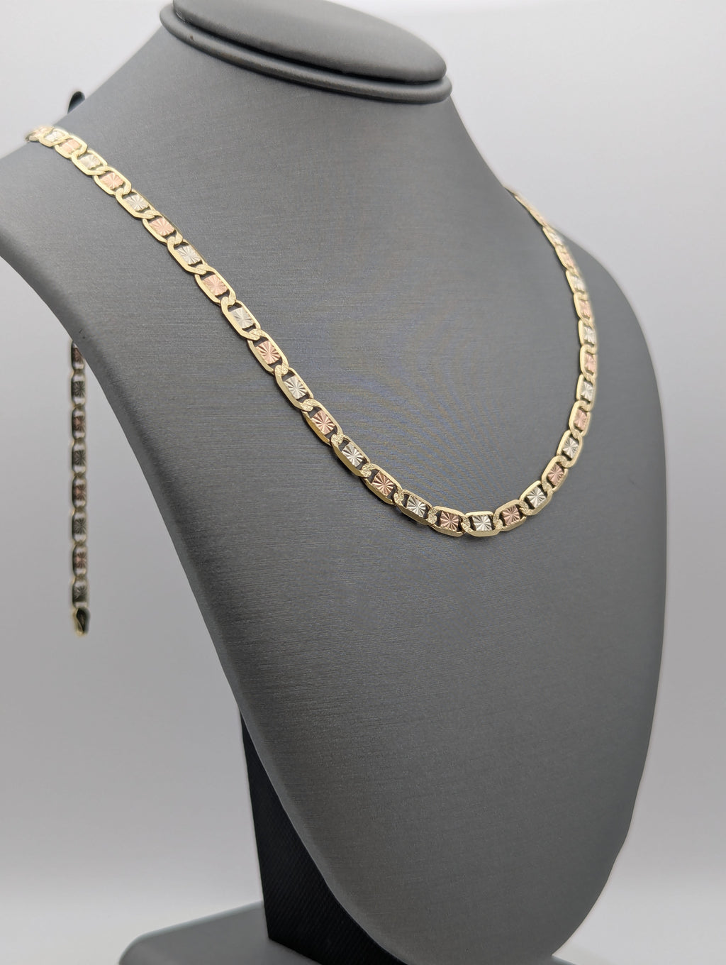 Cadena Valentino de 14K