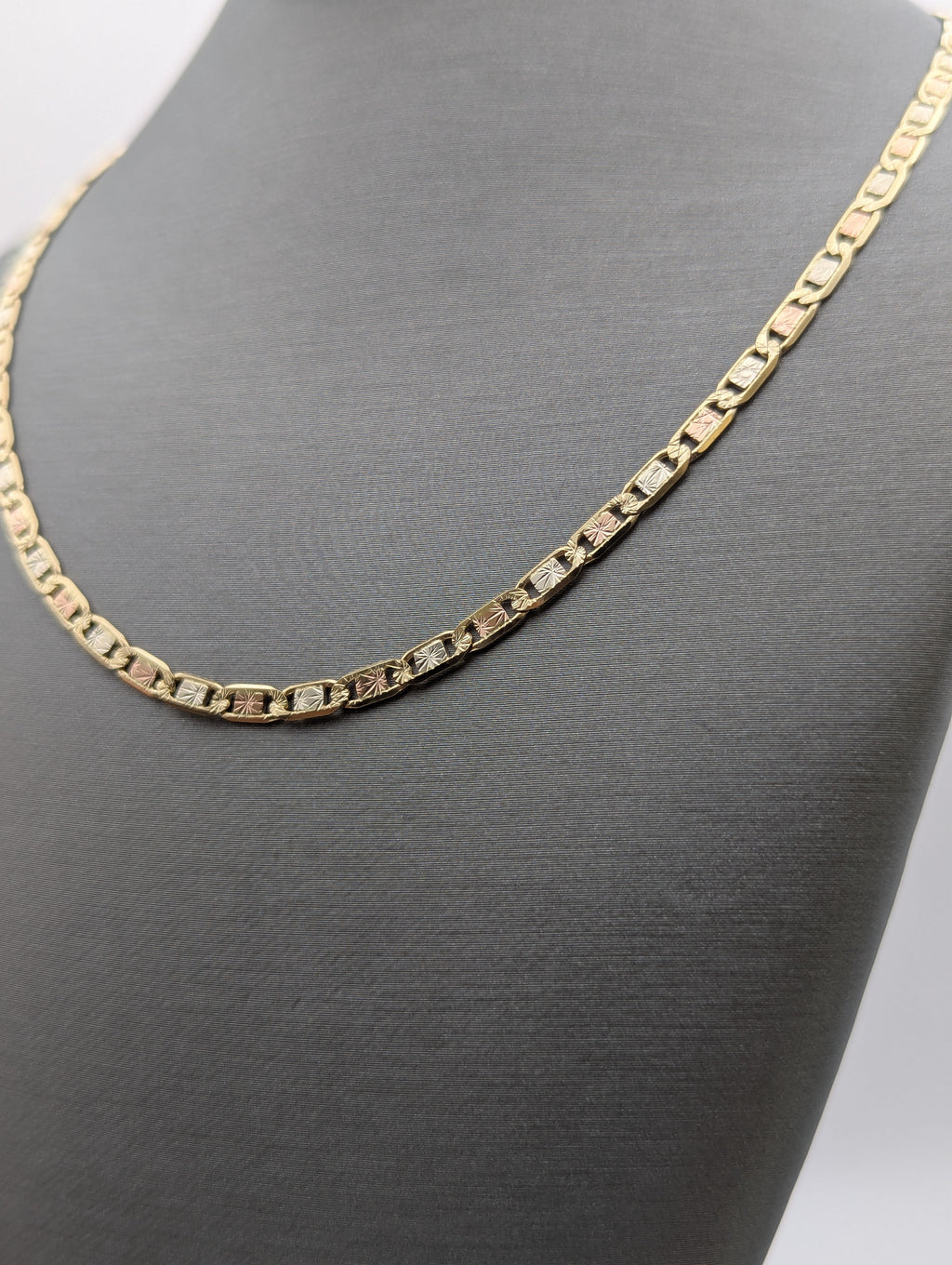 Cadena Valentino de 14K