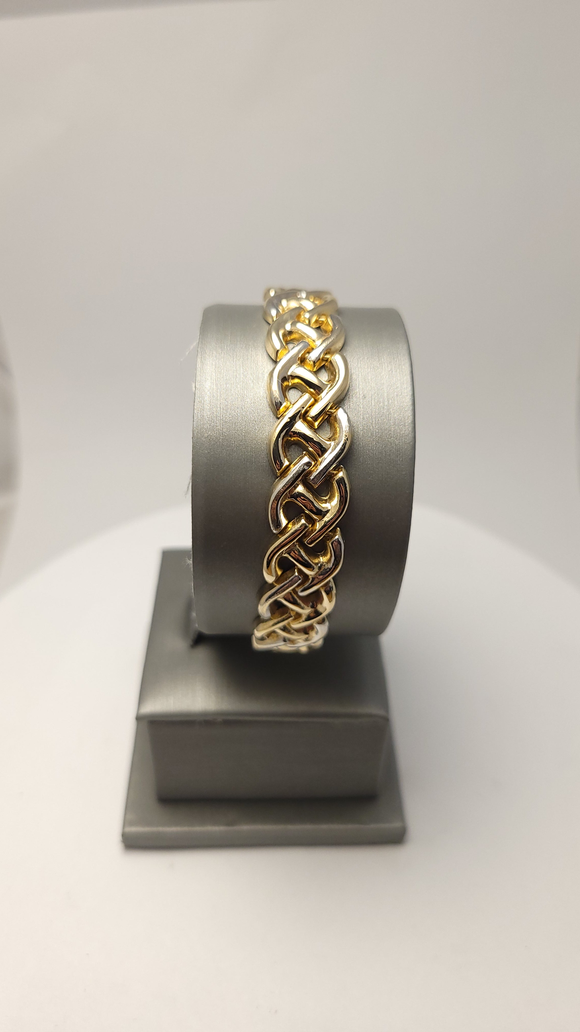 14K YG Gucci Bracelet