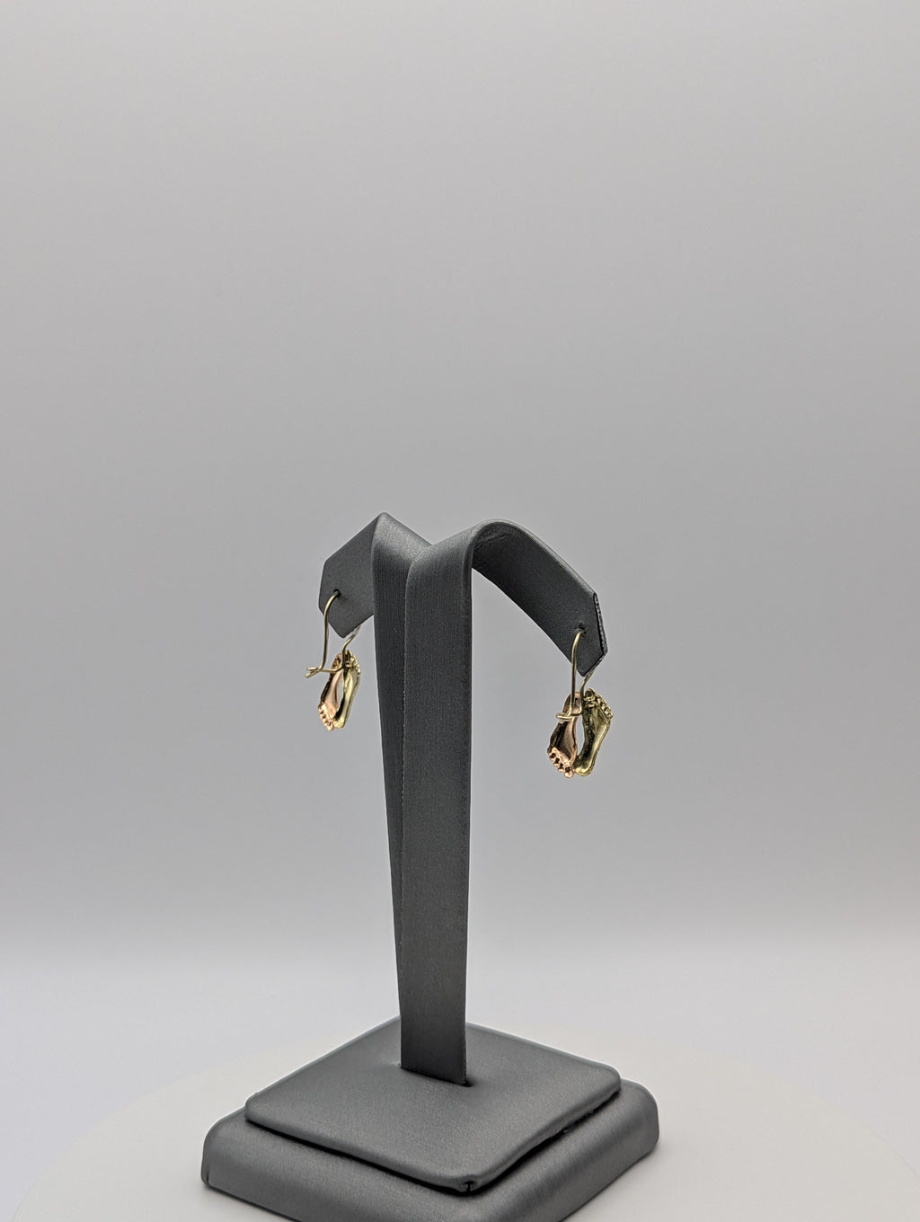Pendientes de oro 14K YG/RG con corte de diamante