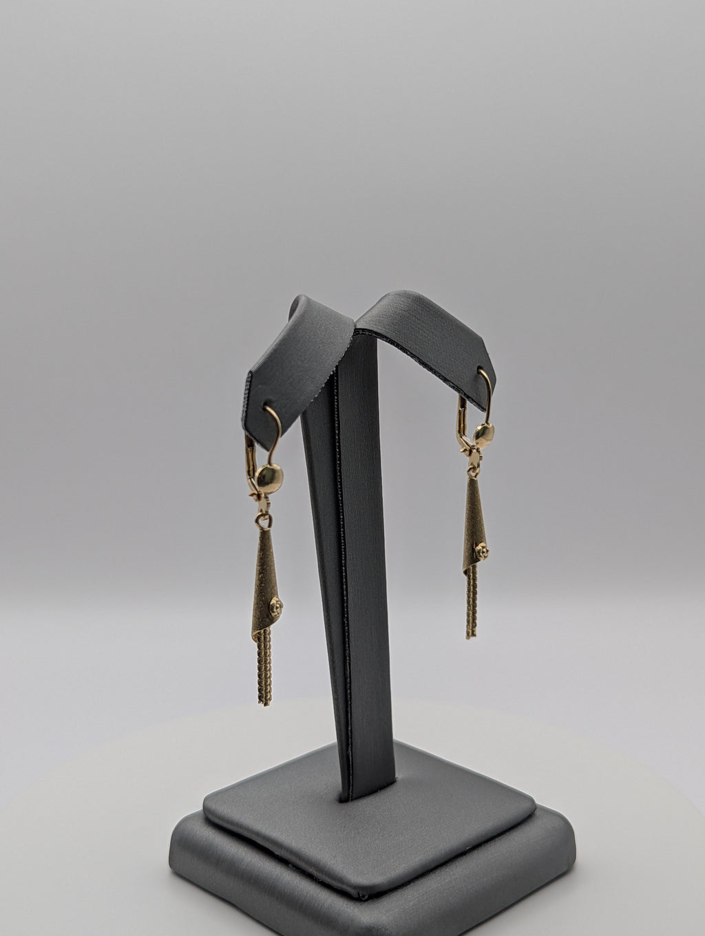 Pendientes Cónicos de Oro Amarillo de 14K Satinado