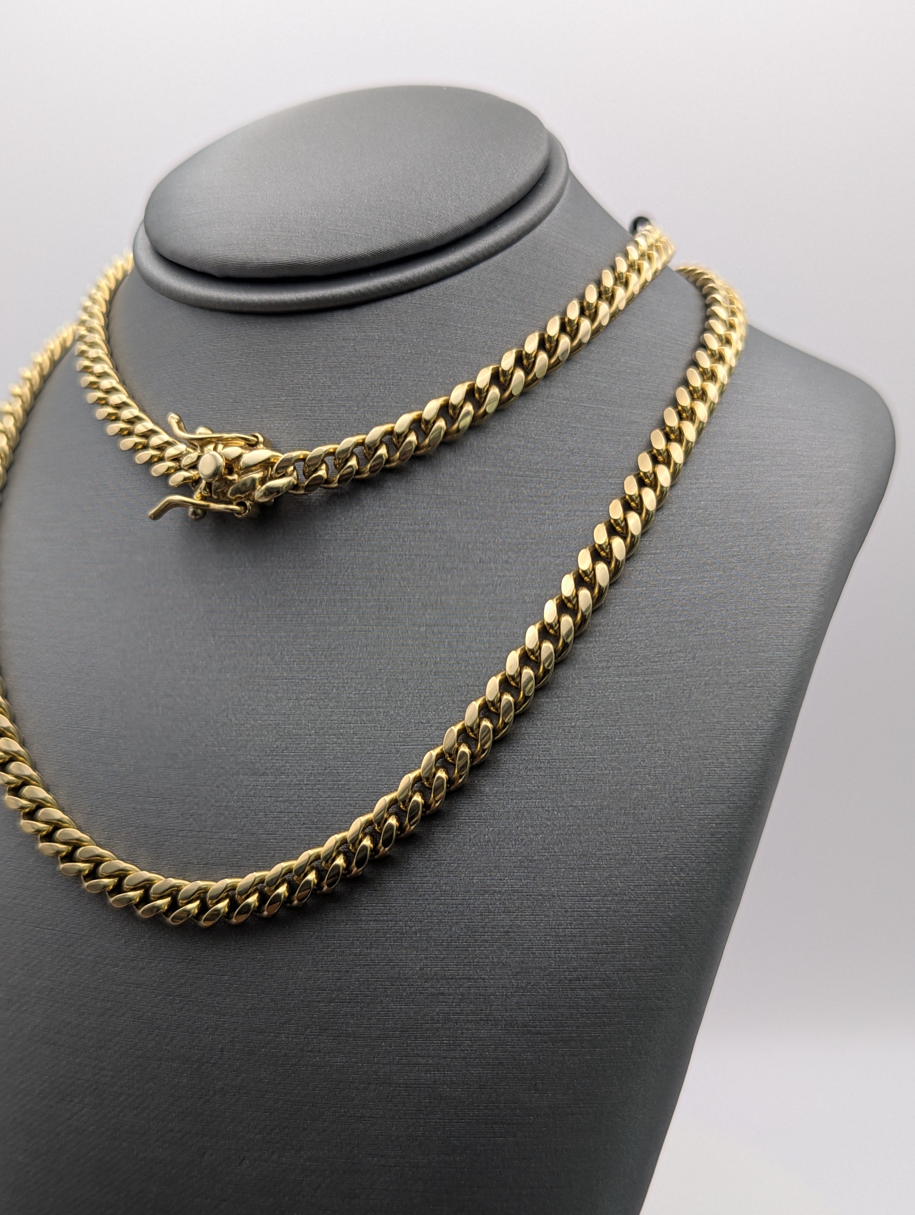 Cadena cubana Miami de oro amarillo 14K