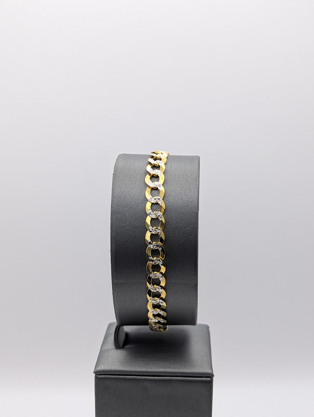 Pulsera de eslabones tipo barbada diamantada de 14K