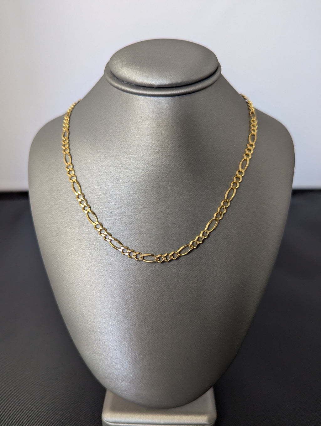 Cadena Fígaro Plana de Oro Amarillo de 14K