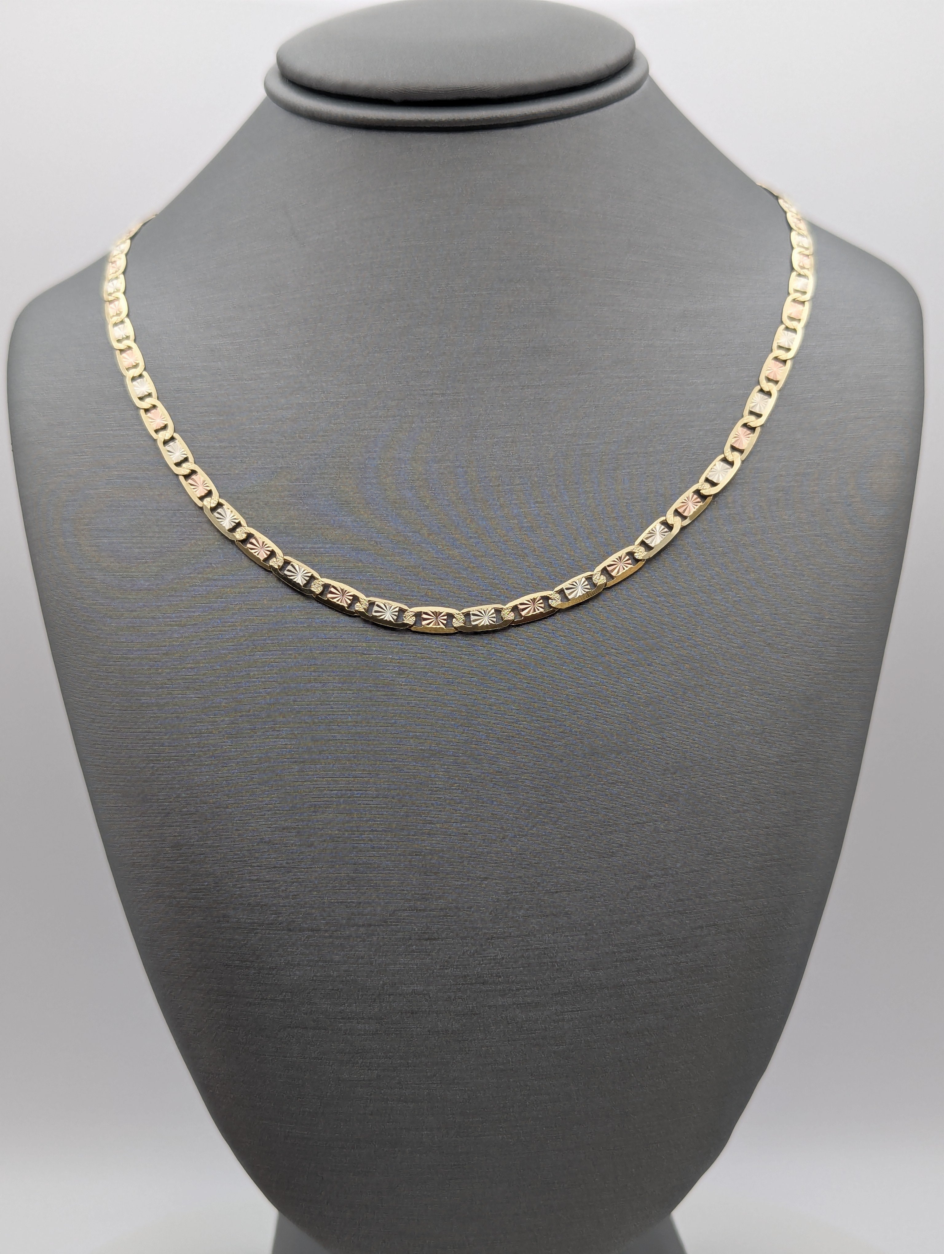 Cadena Valentino de 14K
