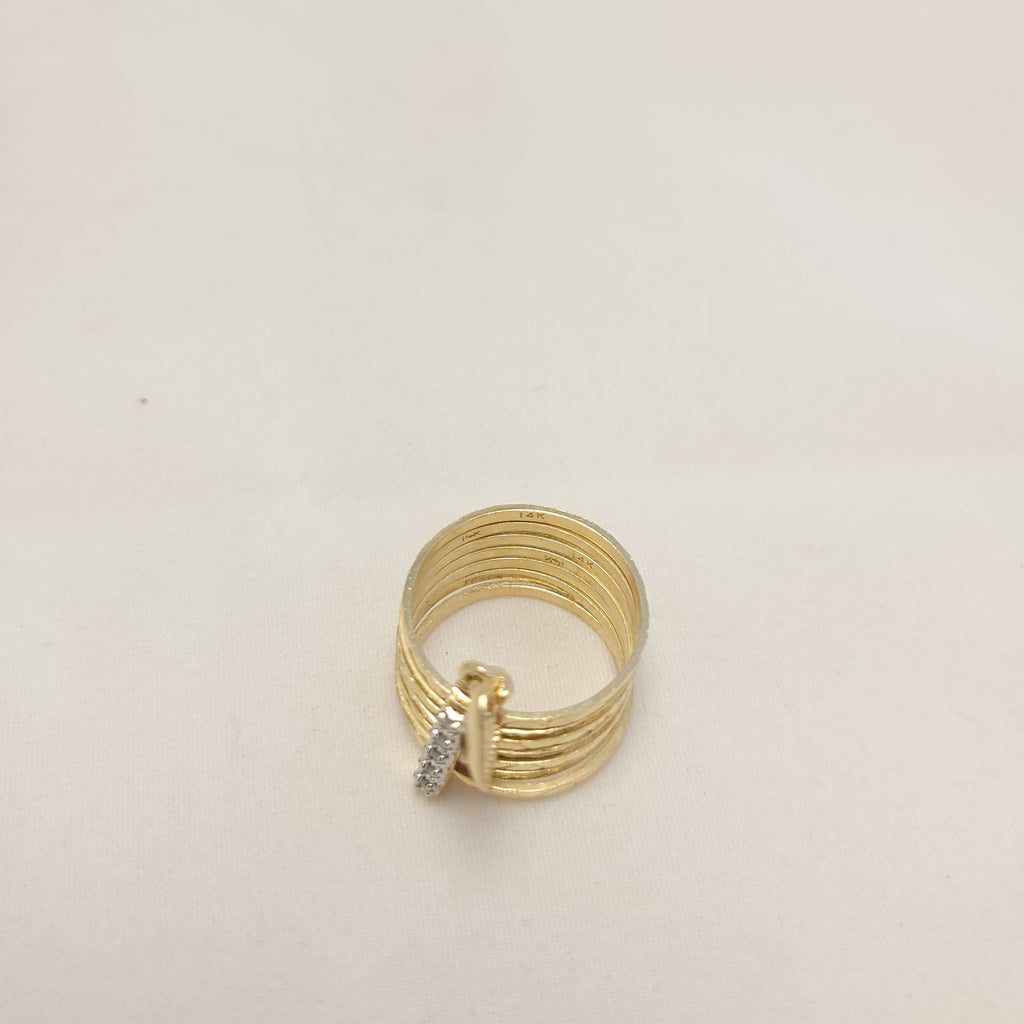 Anillo multi-corazones colgantes de oro amarillo de 14K