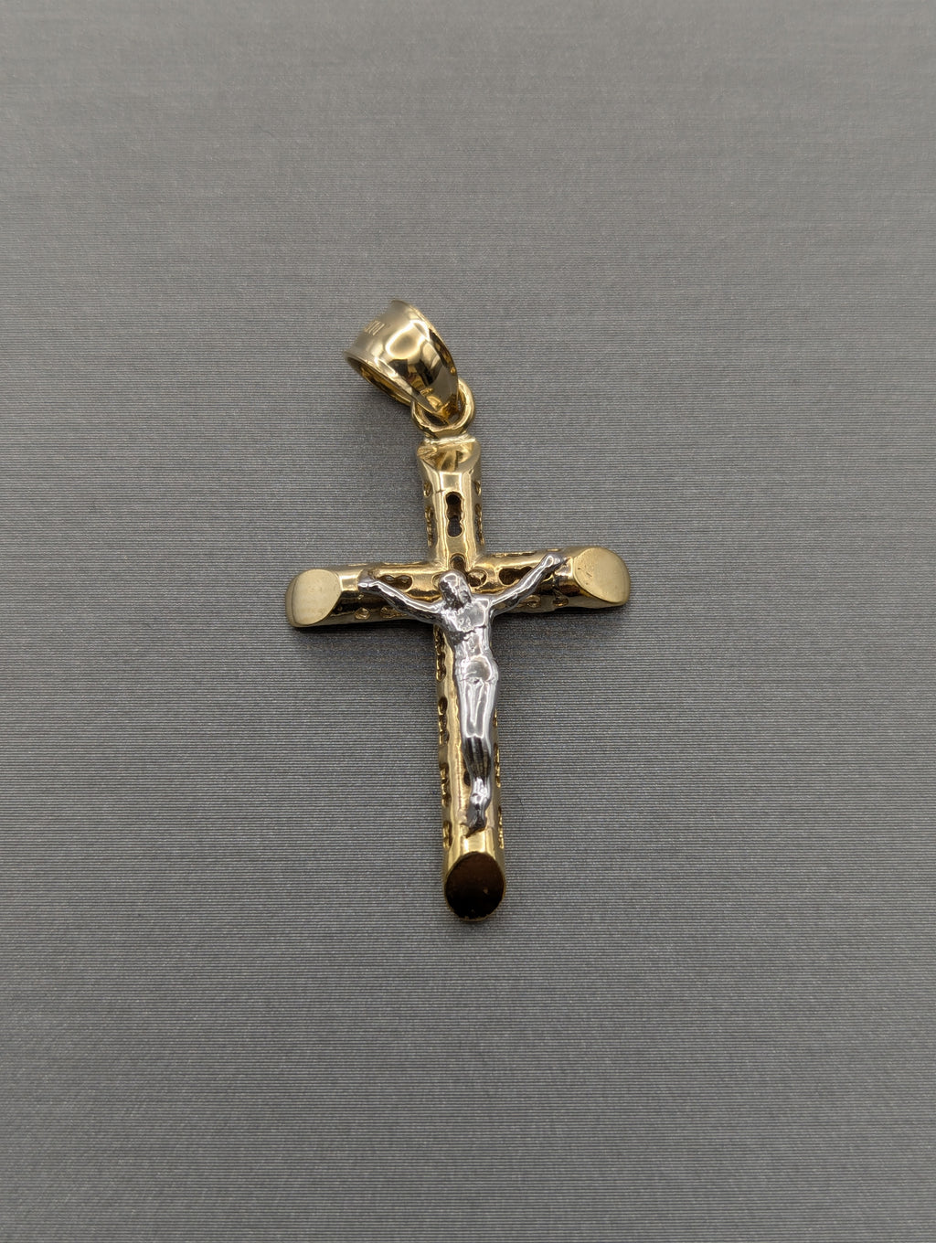 Colgante Crucifijo Oro 14K AM/BL