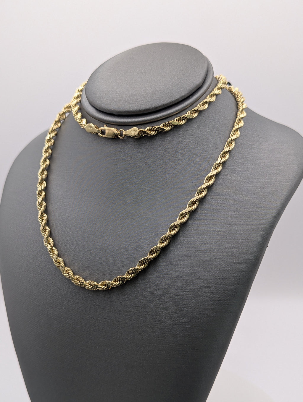 Cadena de cuerda sólida de oro amarillo de 14K