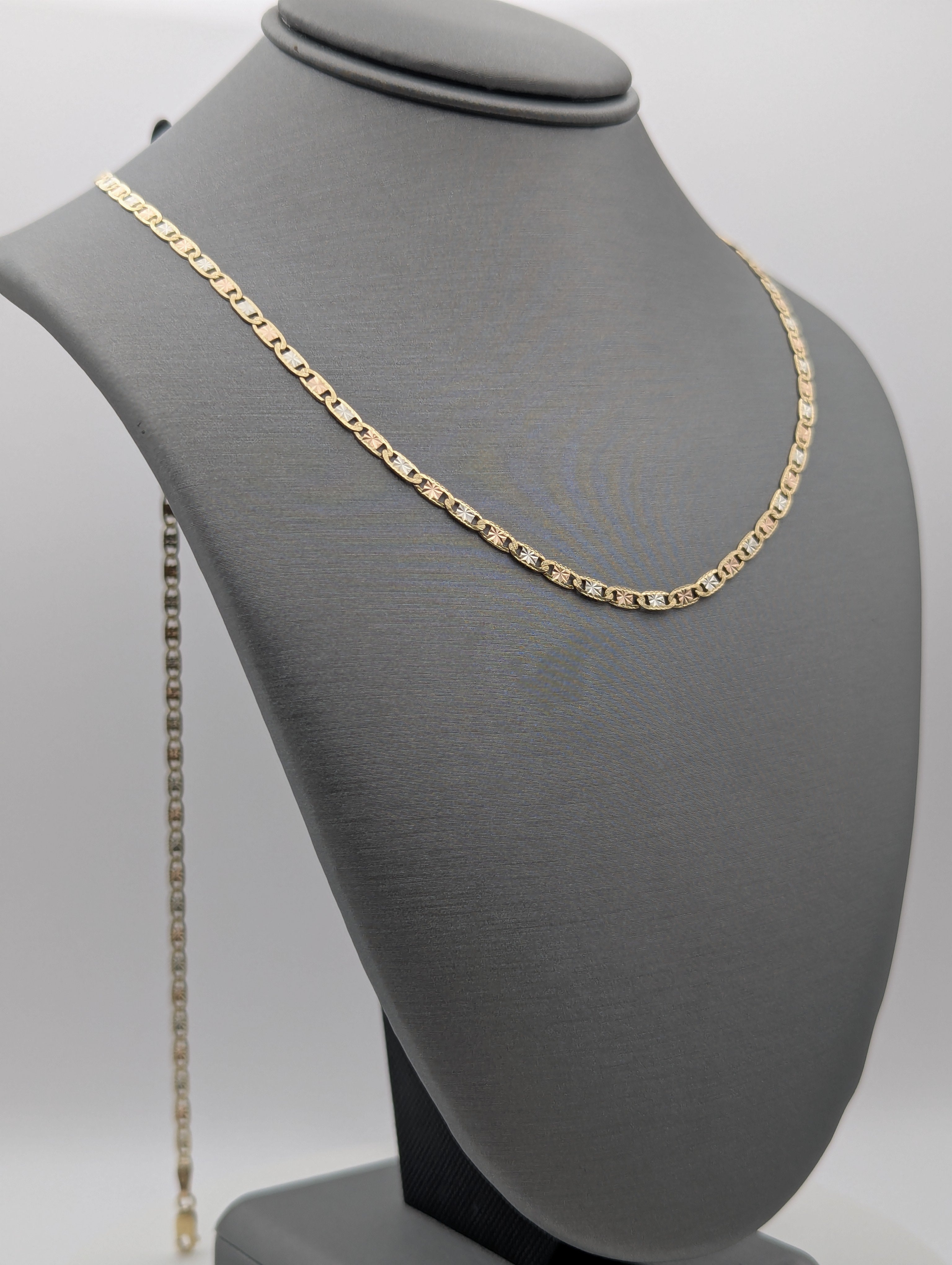 Cadena Valentino de 14K