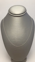 Collar de 14K en oro blanco con diseño de eslabones finos