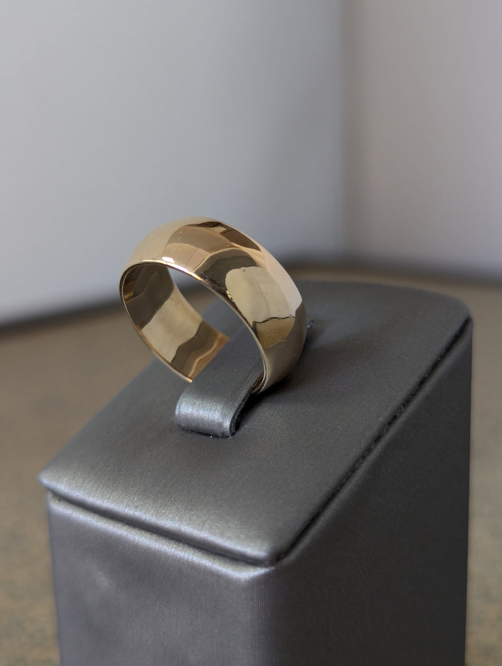 Anillo de boda de 14 quilates