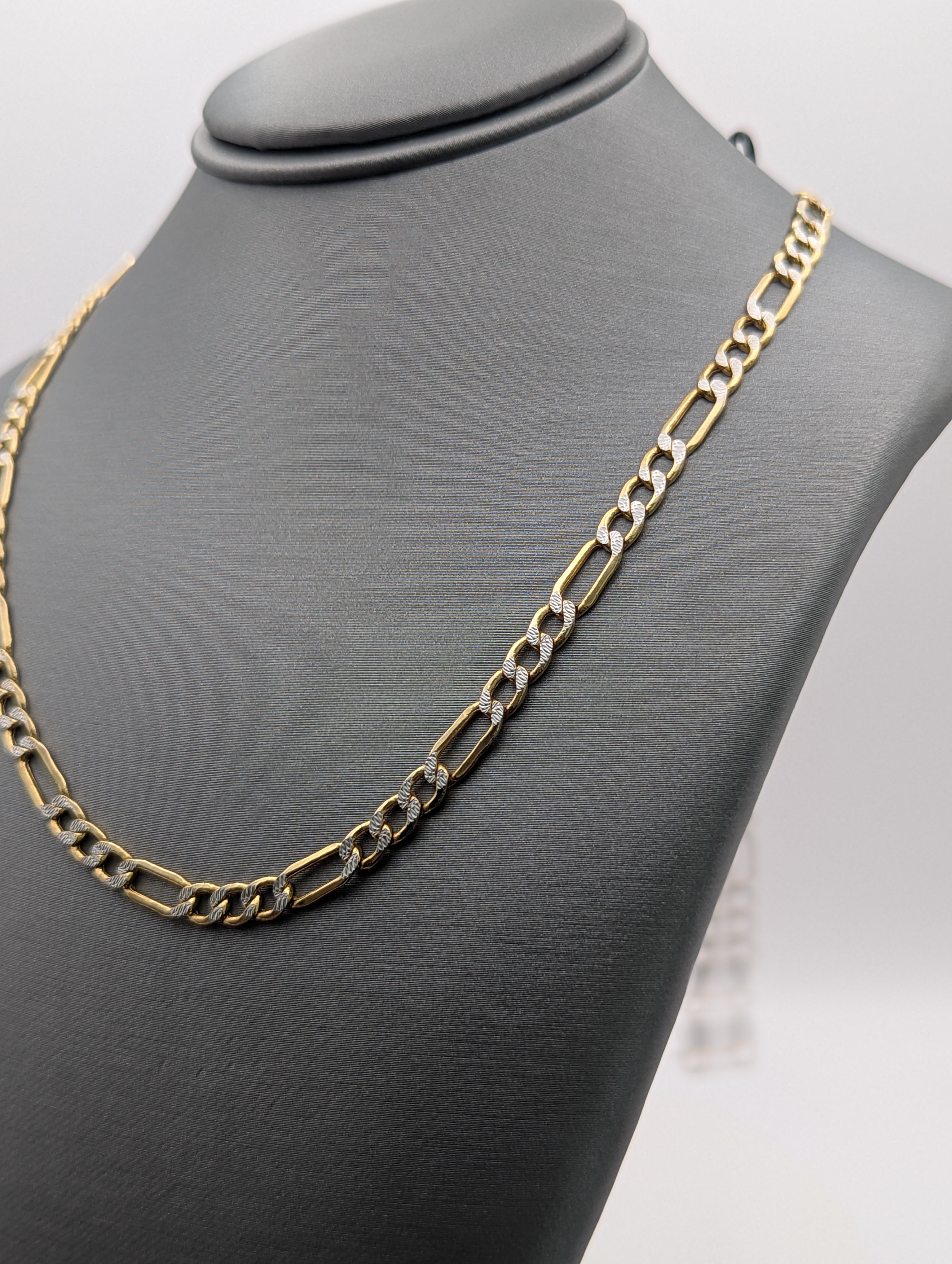 Cadena Eslabón Figaro Calado Oro Amarillo 14K Corte Diamante