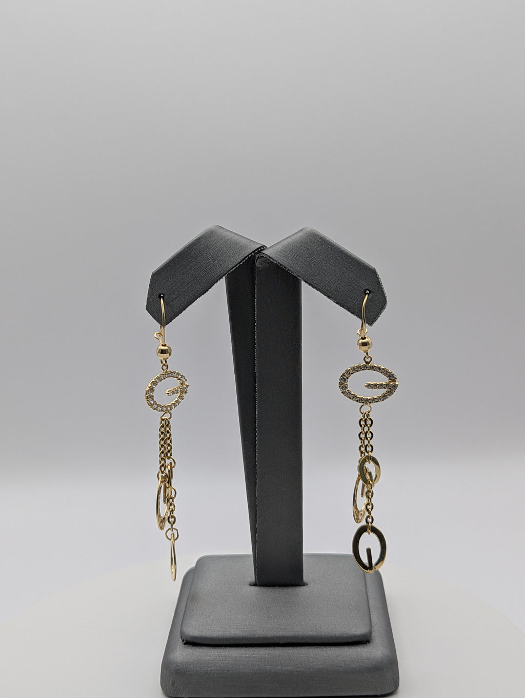 Pendientes Gucci de oro amarillo de 14K con circonitas cúbicas