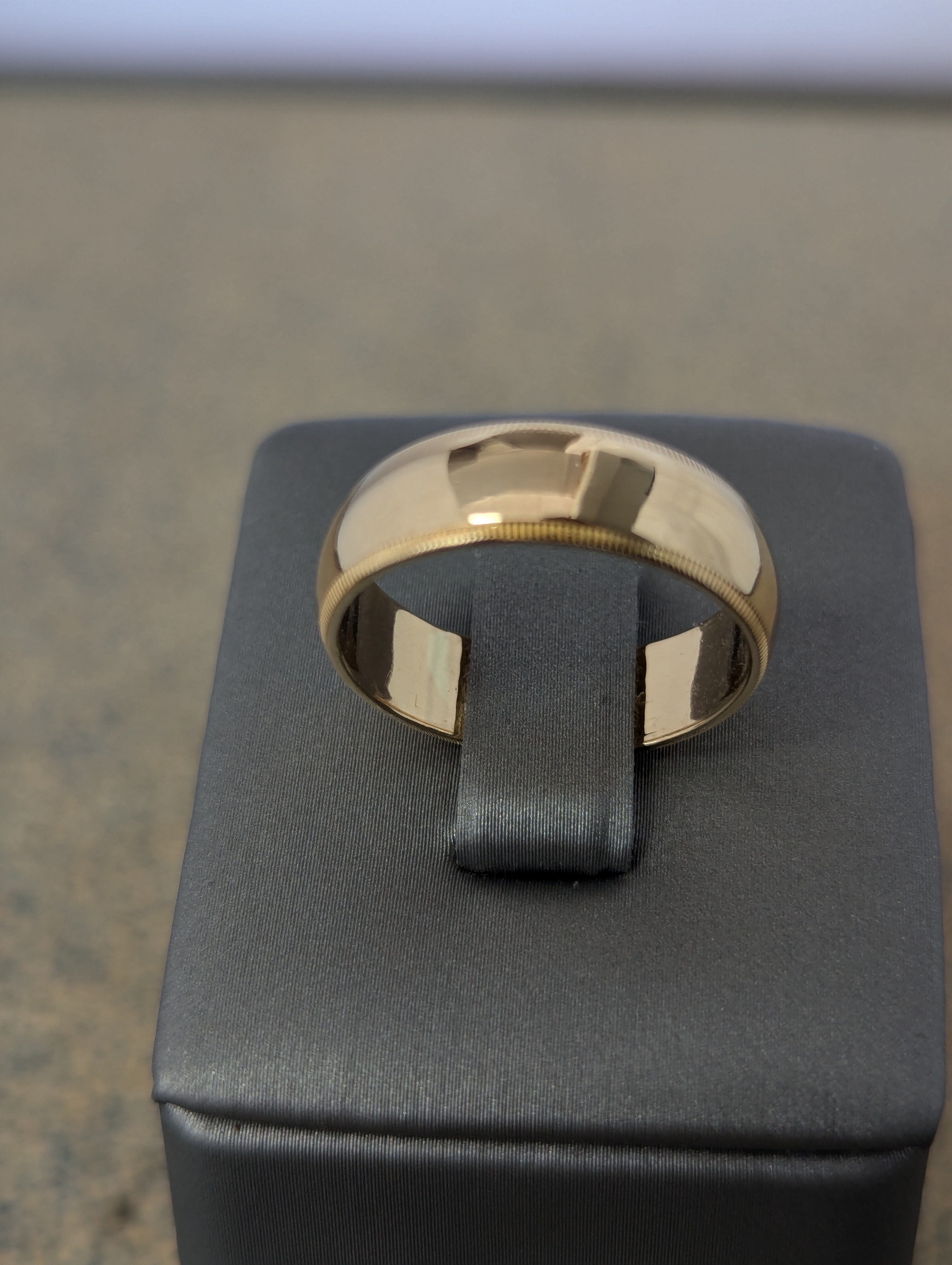 Anillo de boda de 14 quilates