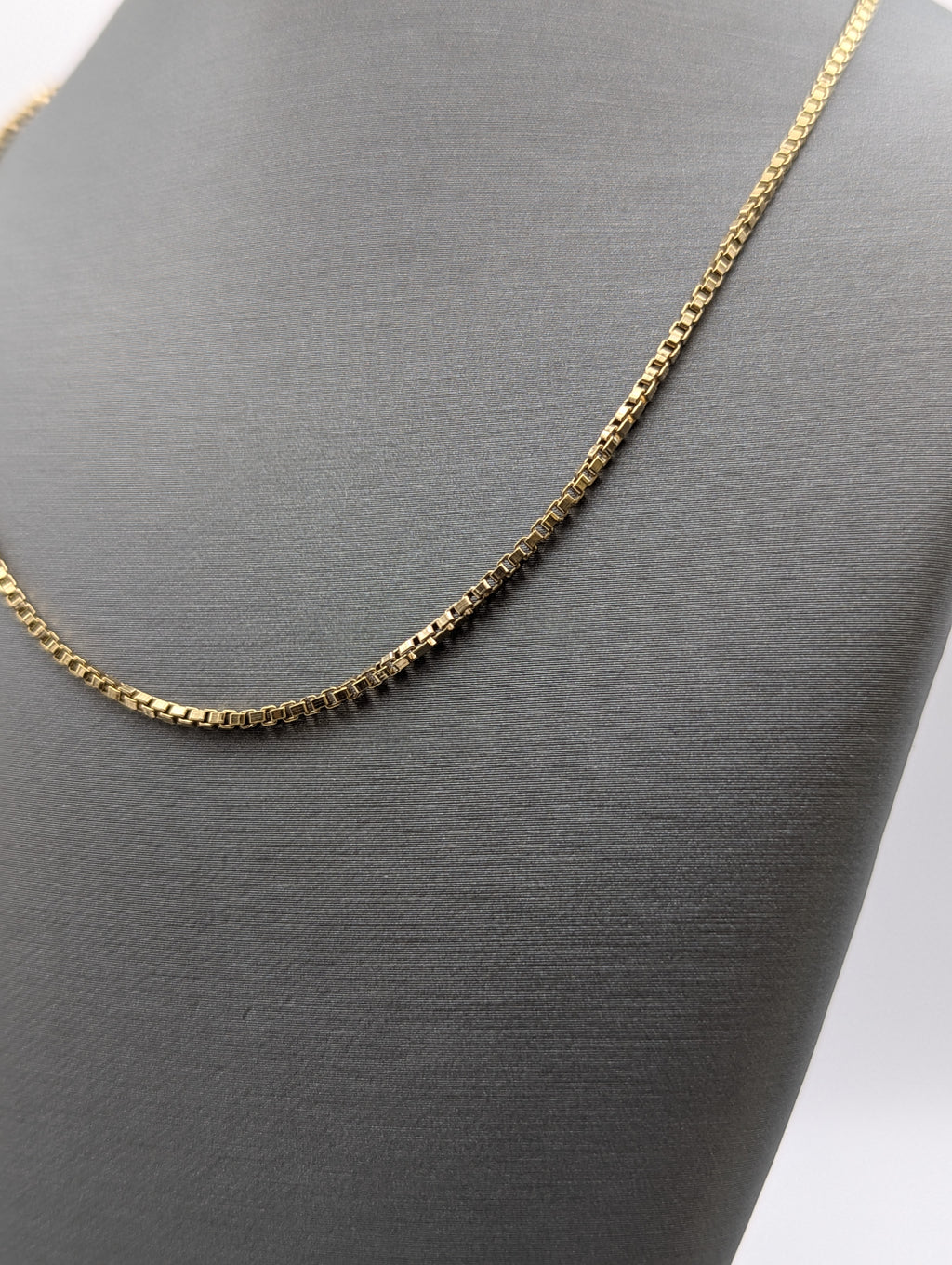 Cadena de caja de oro amarillo de 14K