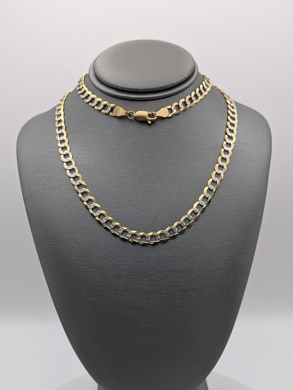 Cadena Curb Dia-Cut de 14K