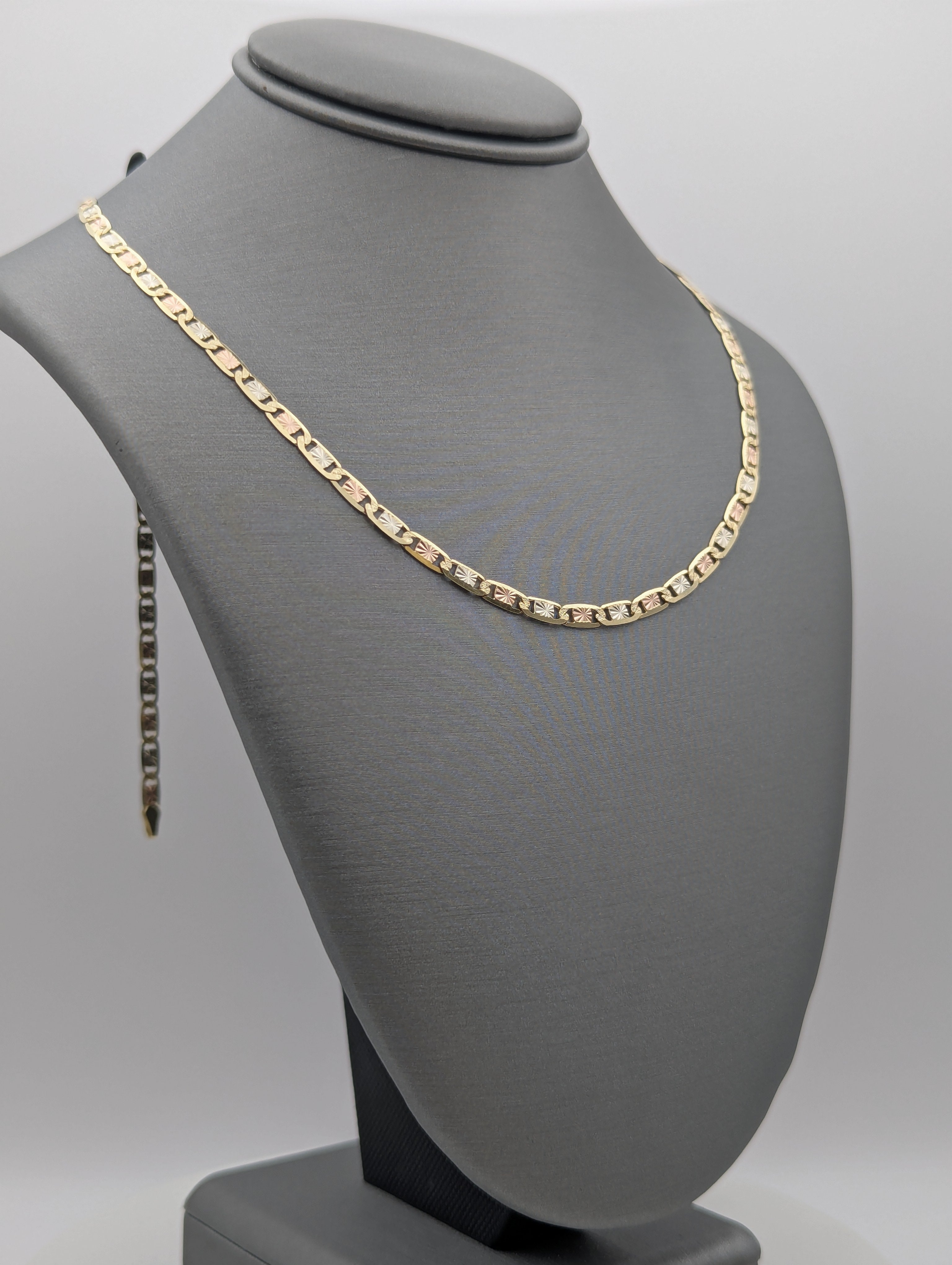 Cadena Valentino de 14K