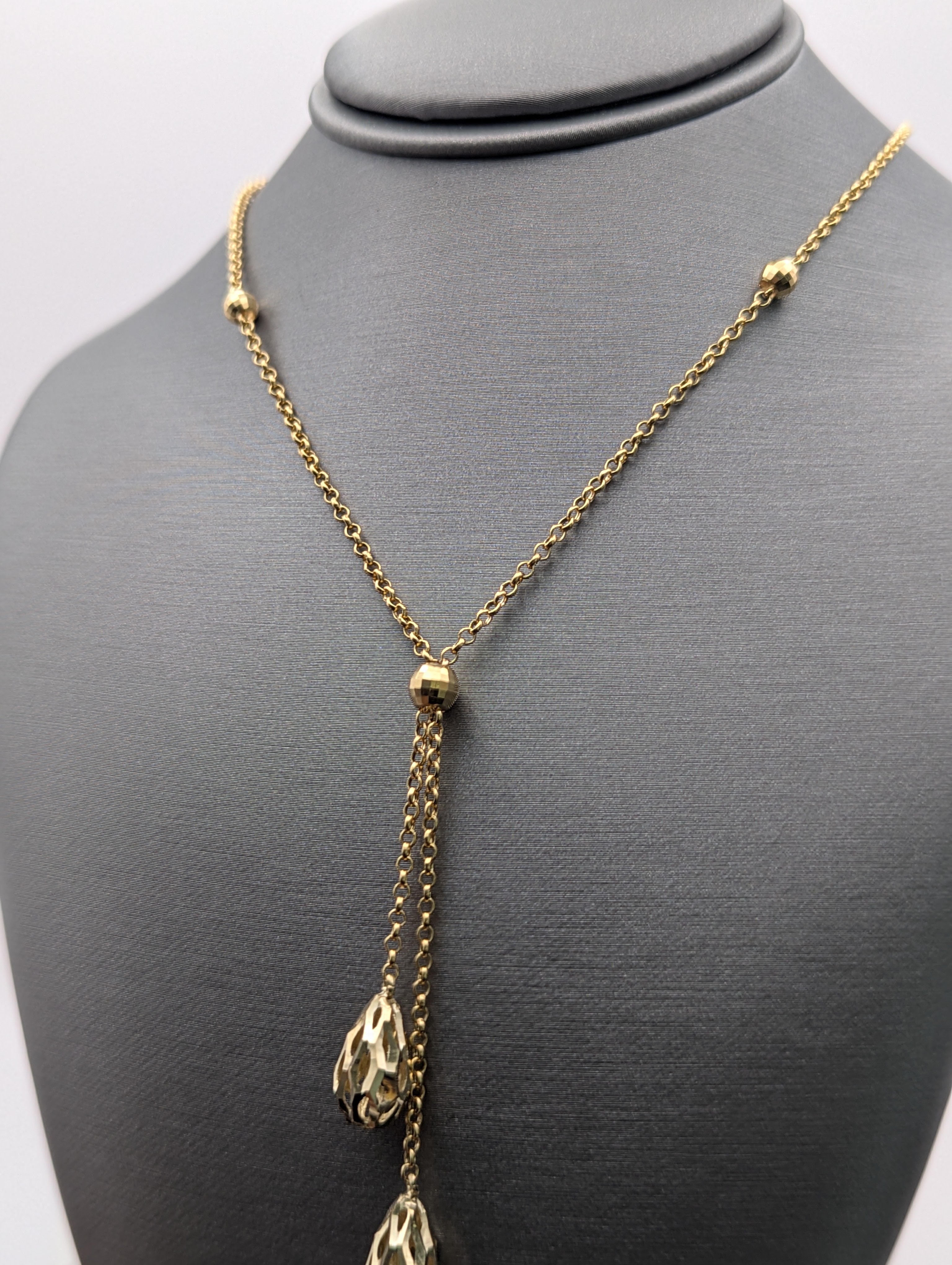 Collar de cable redondo de oro amarillo de 14K con lágrimas