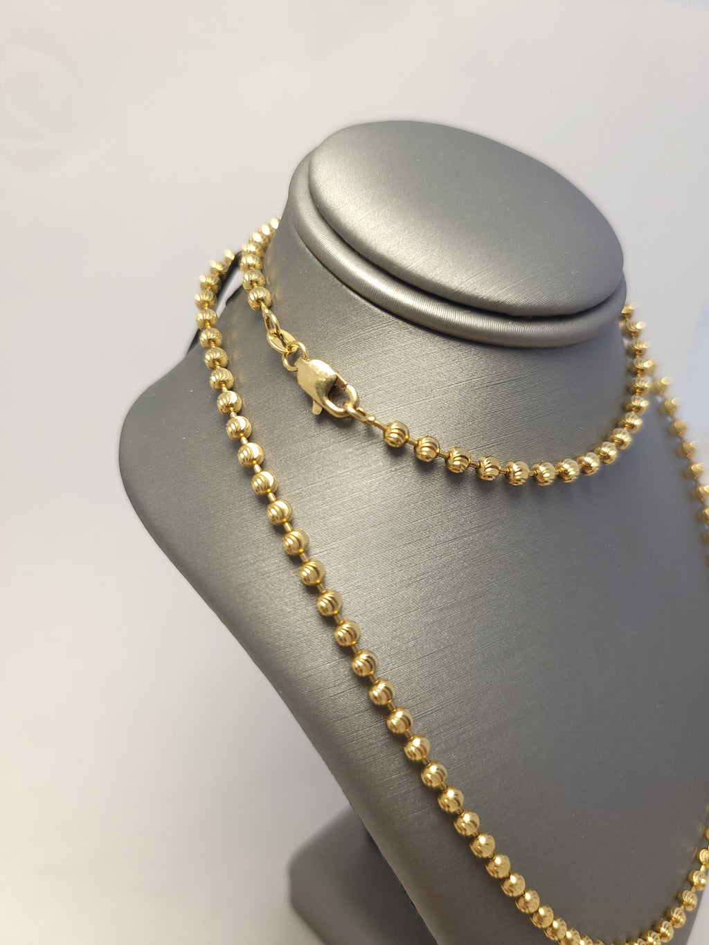 Cadena de cuentas facetadas de luna de oro amarillo de 14 quilates