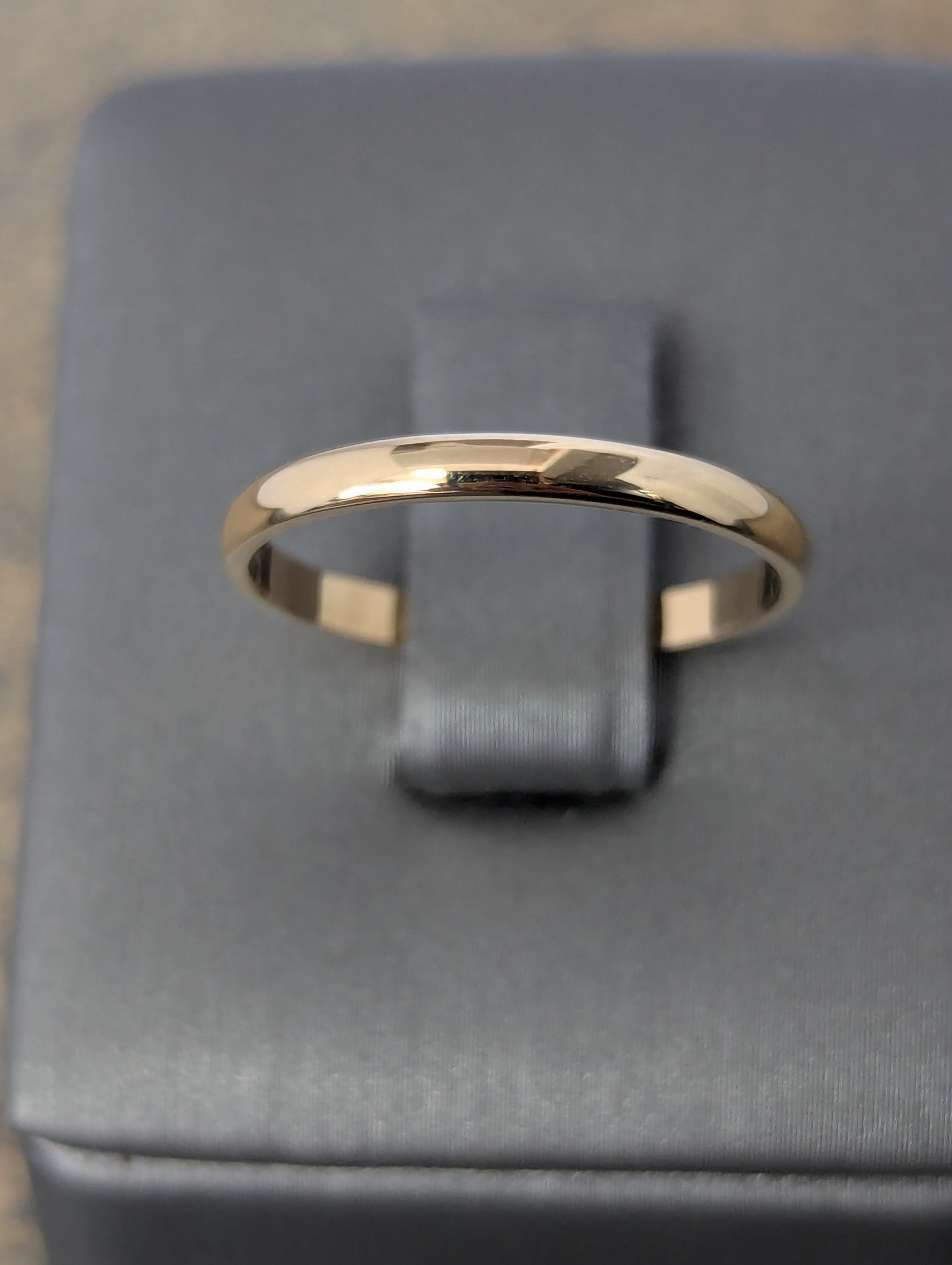 Anillo de boda de oro de 14 quilates
