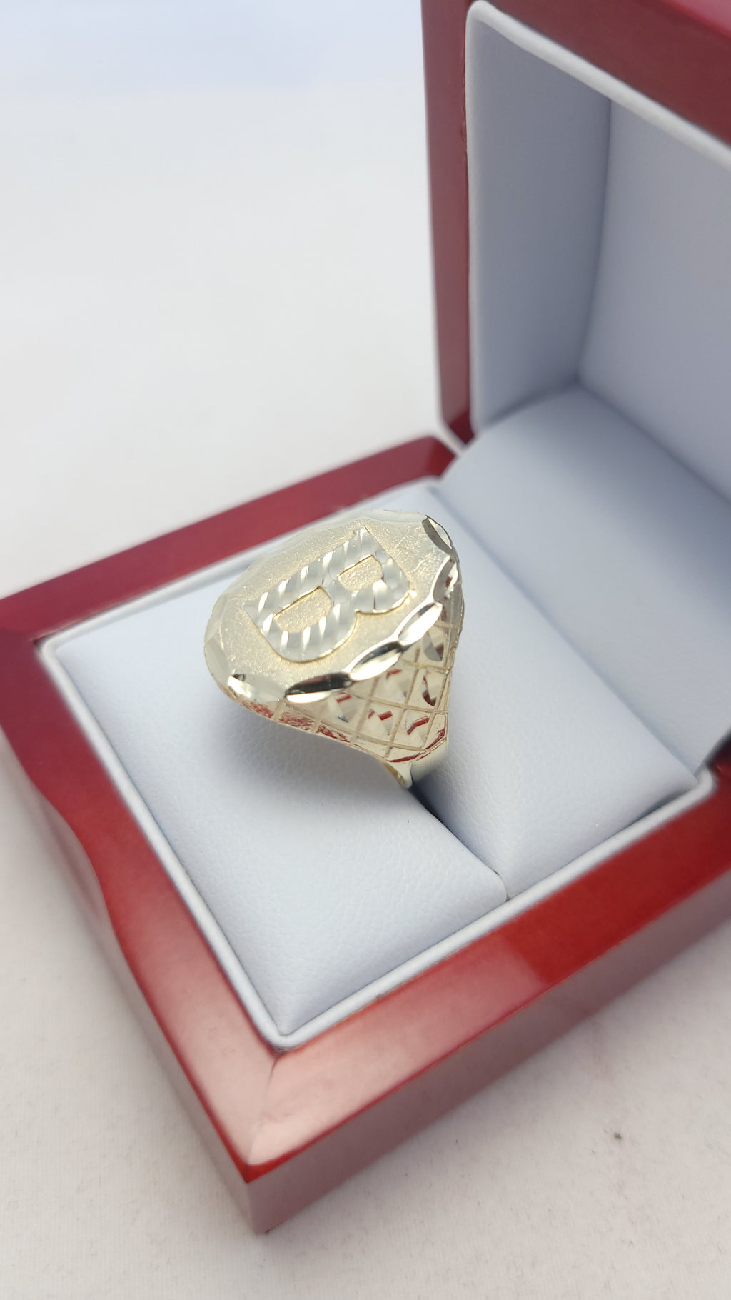 10K YG Letter "B" Ring