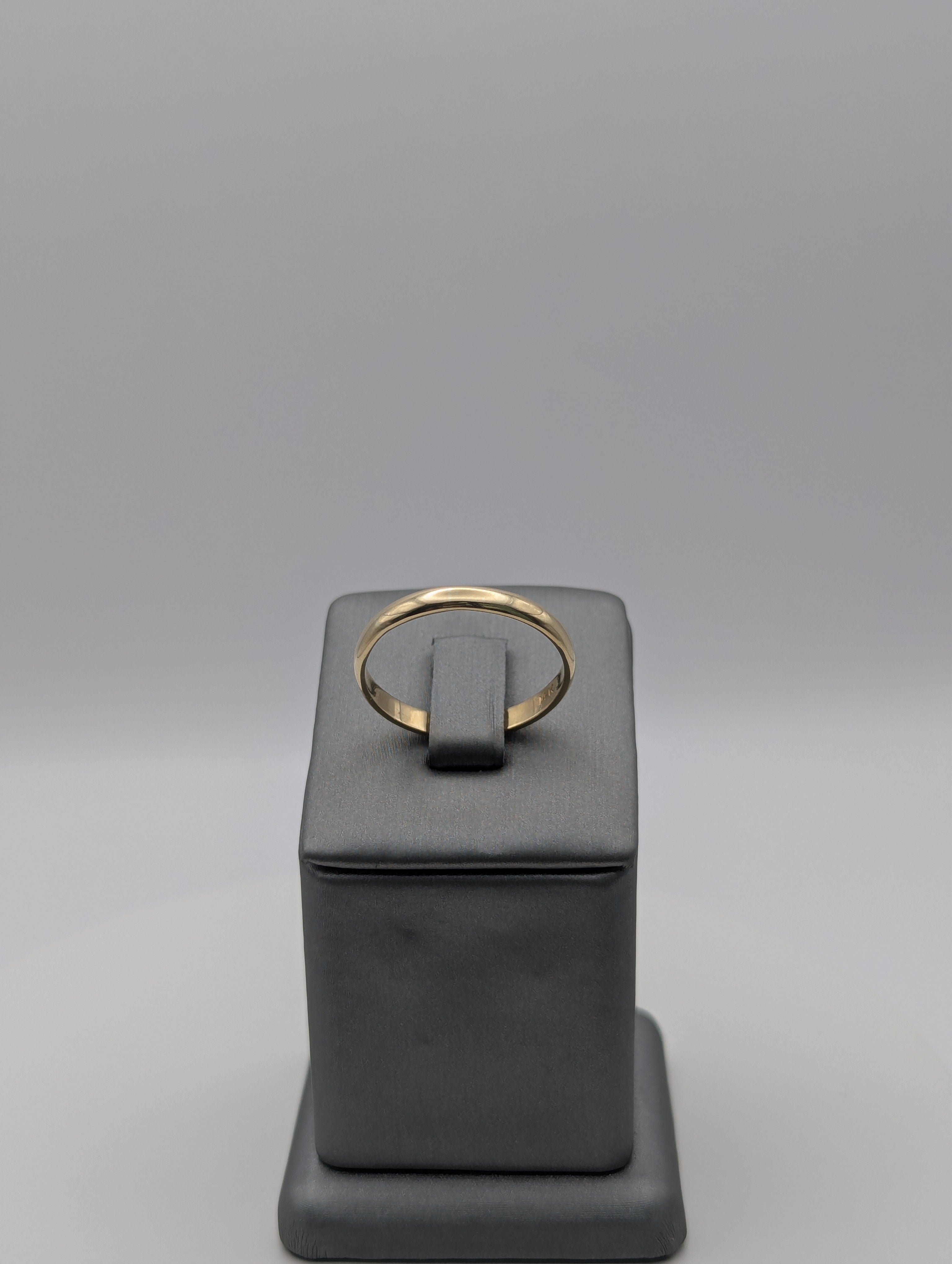 14K YG Wedding Band
