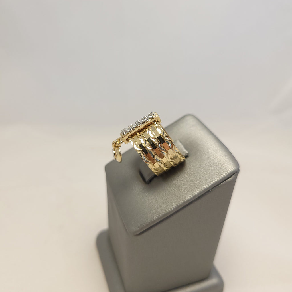 Anillo multi-corazones colgantes de oro amarillo de 14K