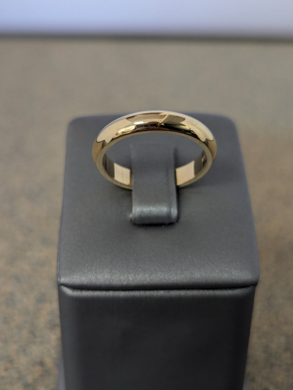Anillo de boda de 14 quilates