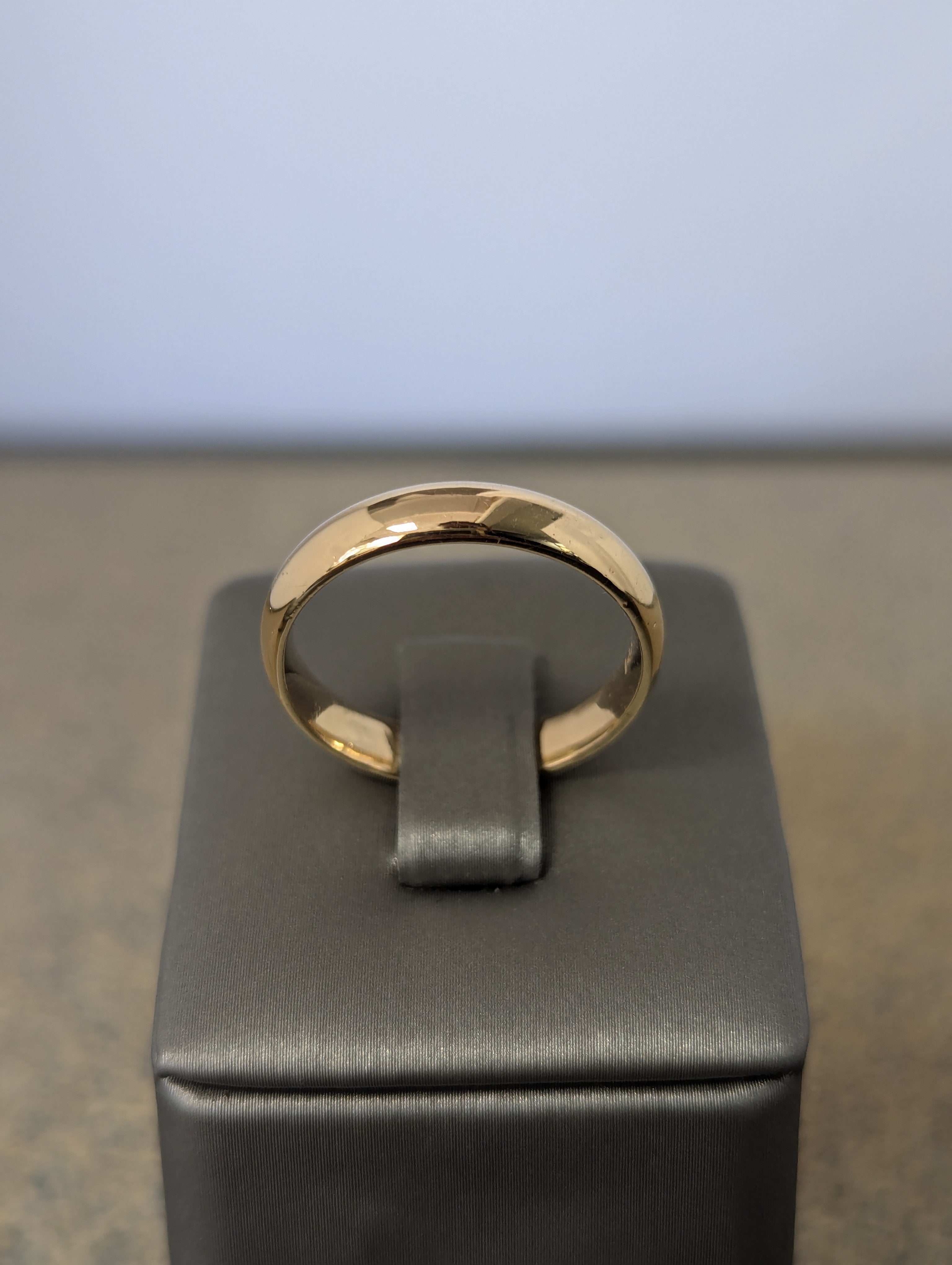 Anillo de boda de oro de 14 quilates