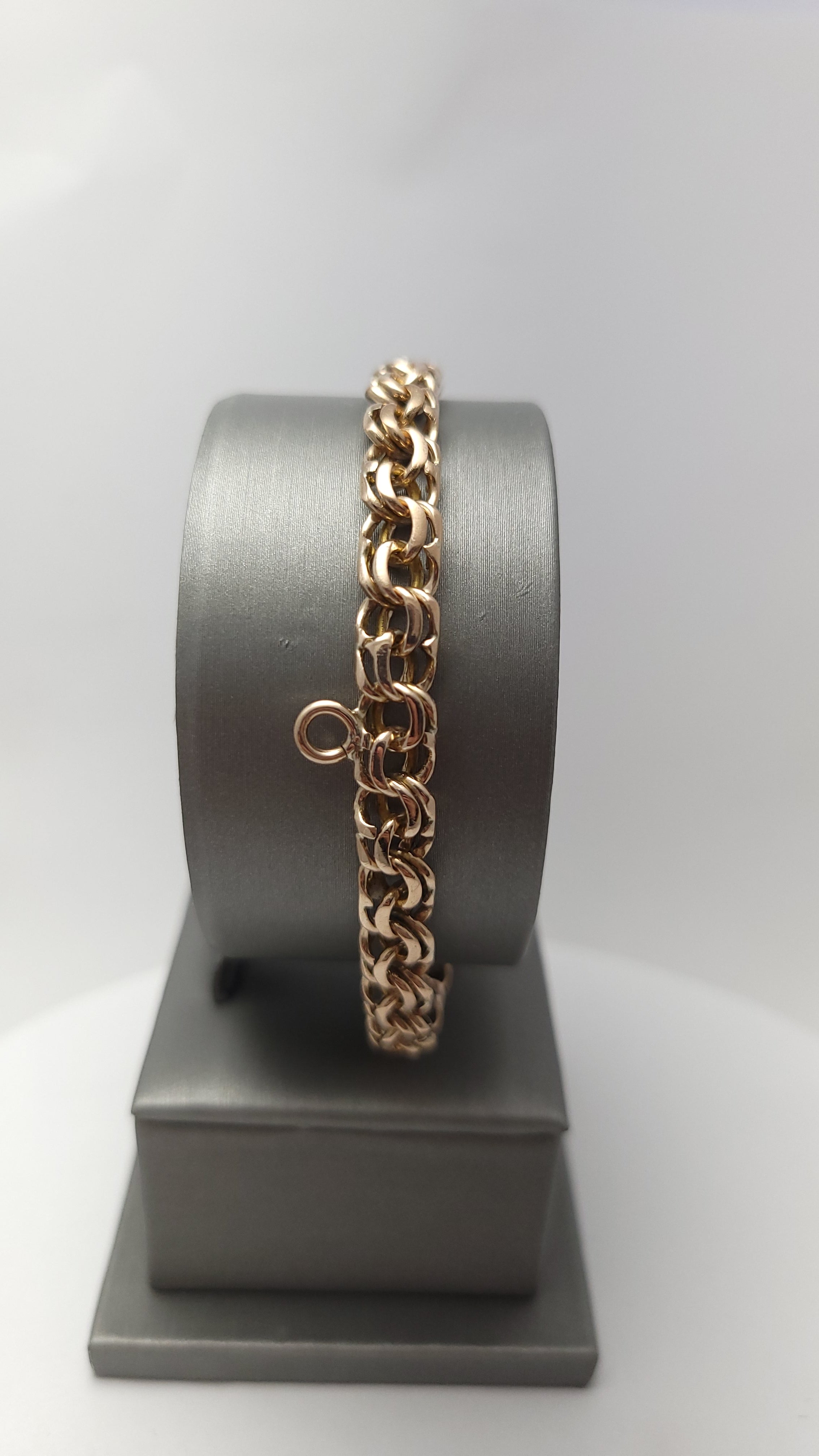Pulsera de oro rosa de 10K