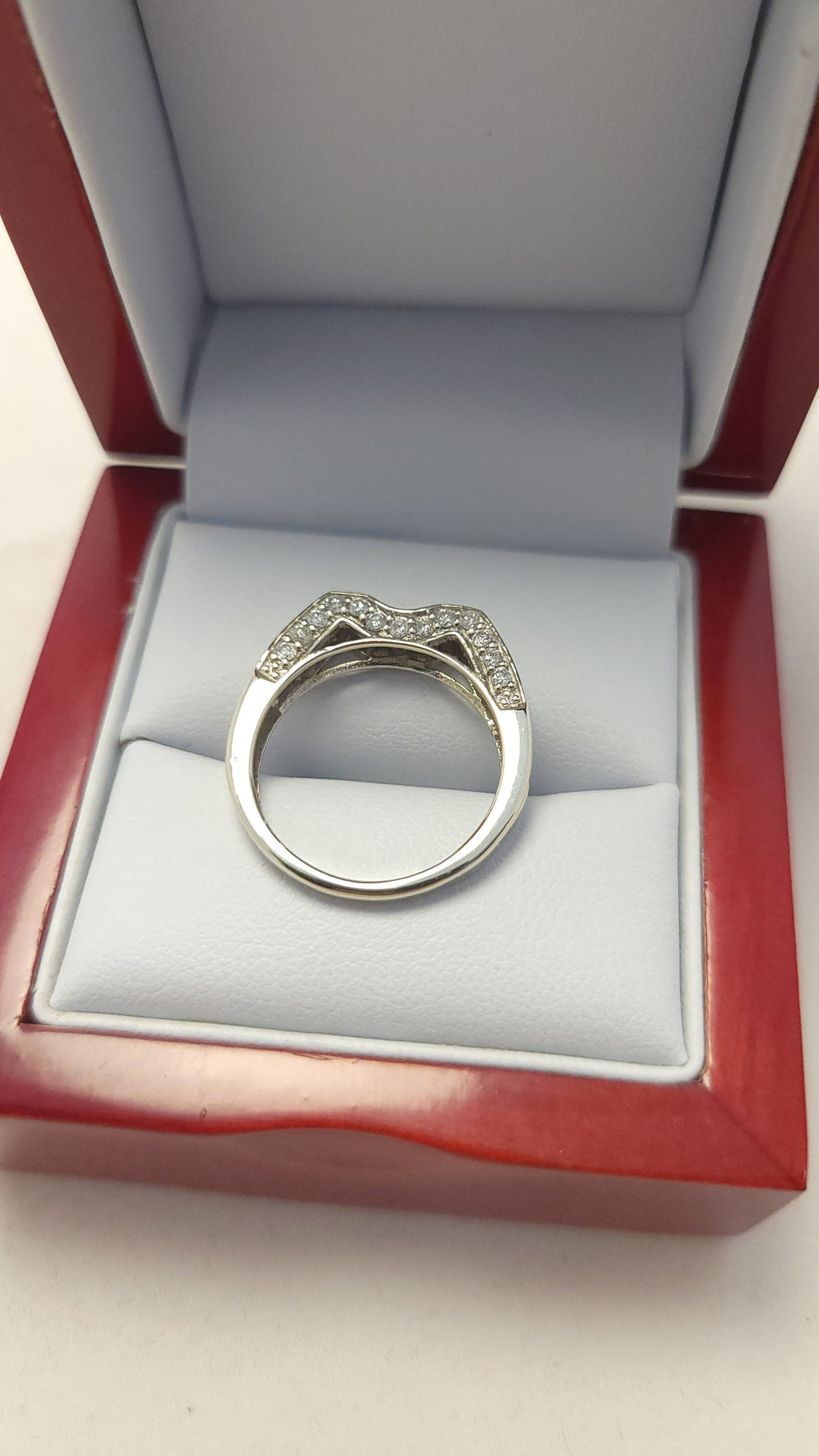 Alianza de boda de oro blanco de 14 quilates