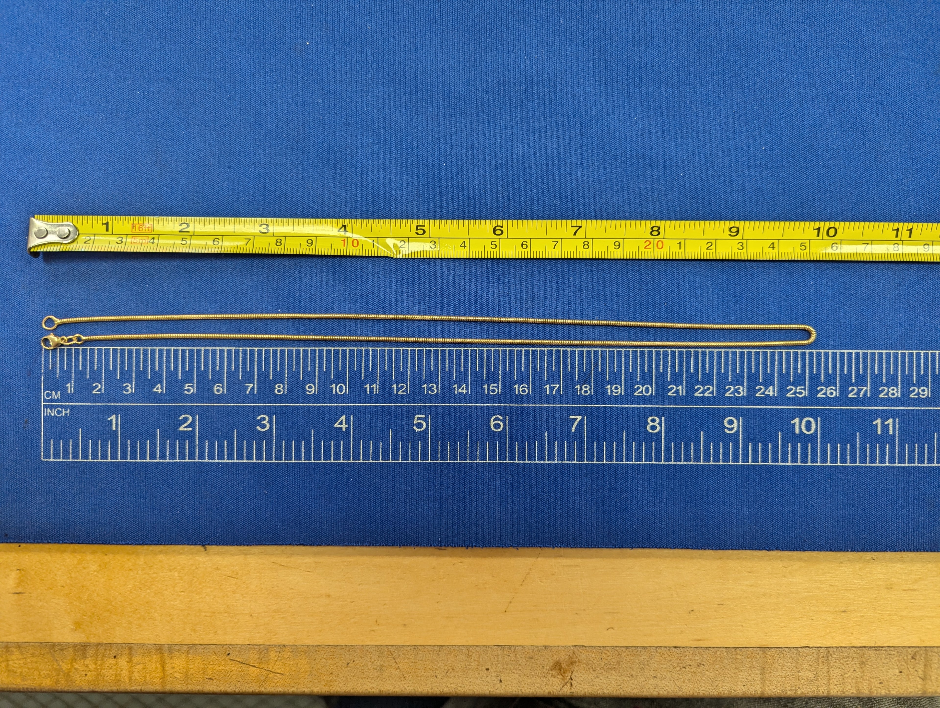 Cadena de serpiente de oro amarillo de 14 quilates