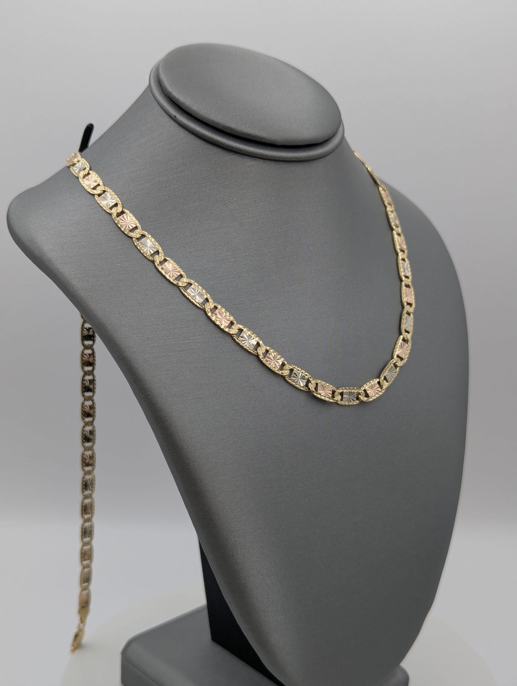 Cadena Valentino de 14K