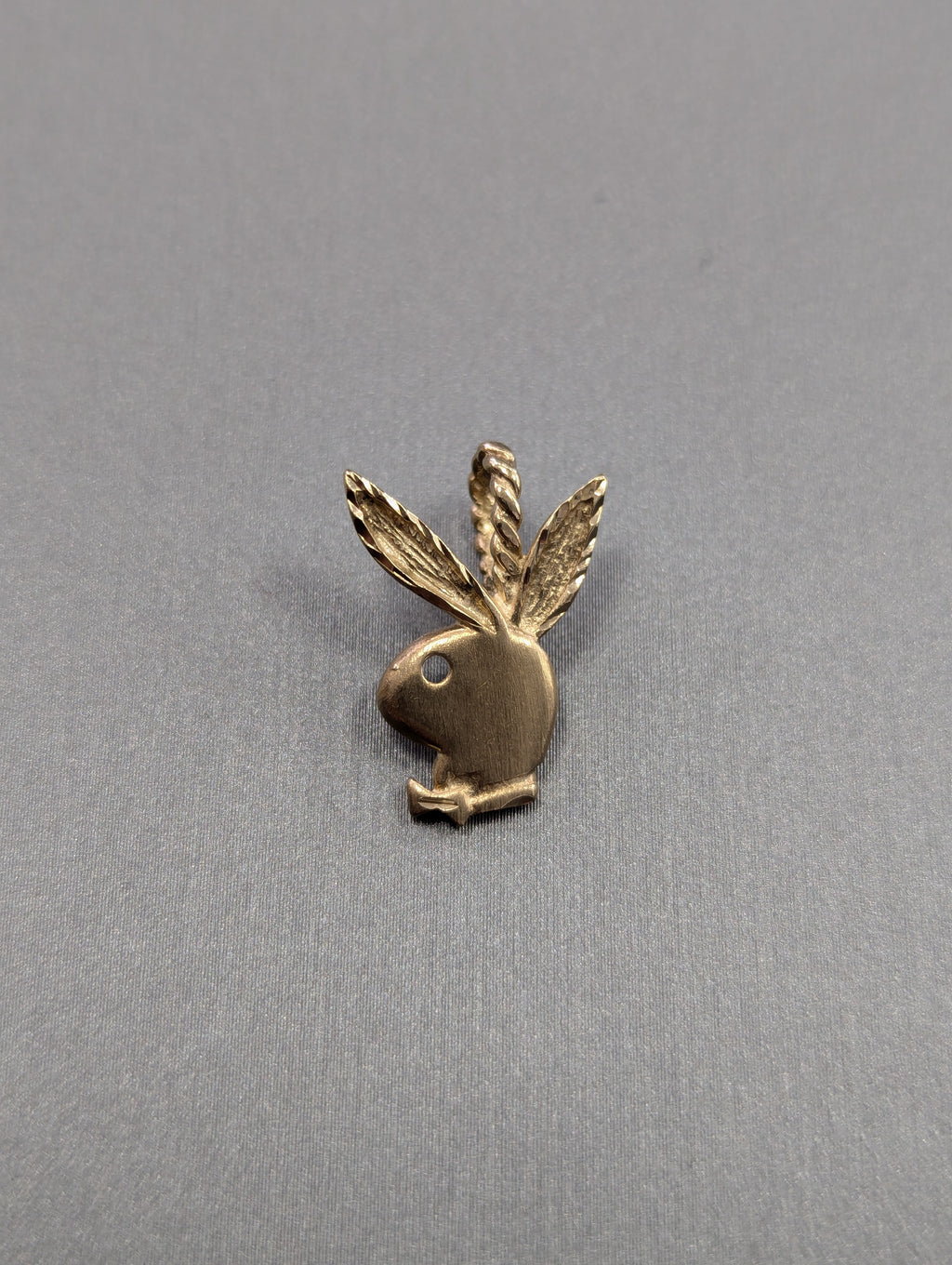 Colgante de Conejito Playboy de Oro Amarillo de 14K