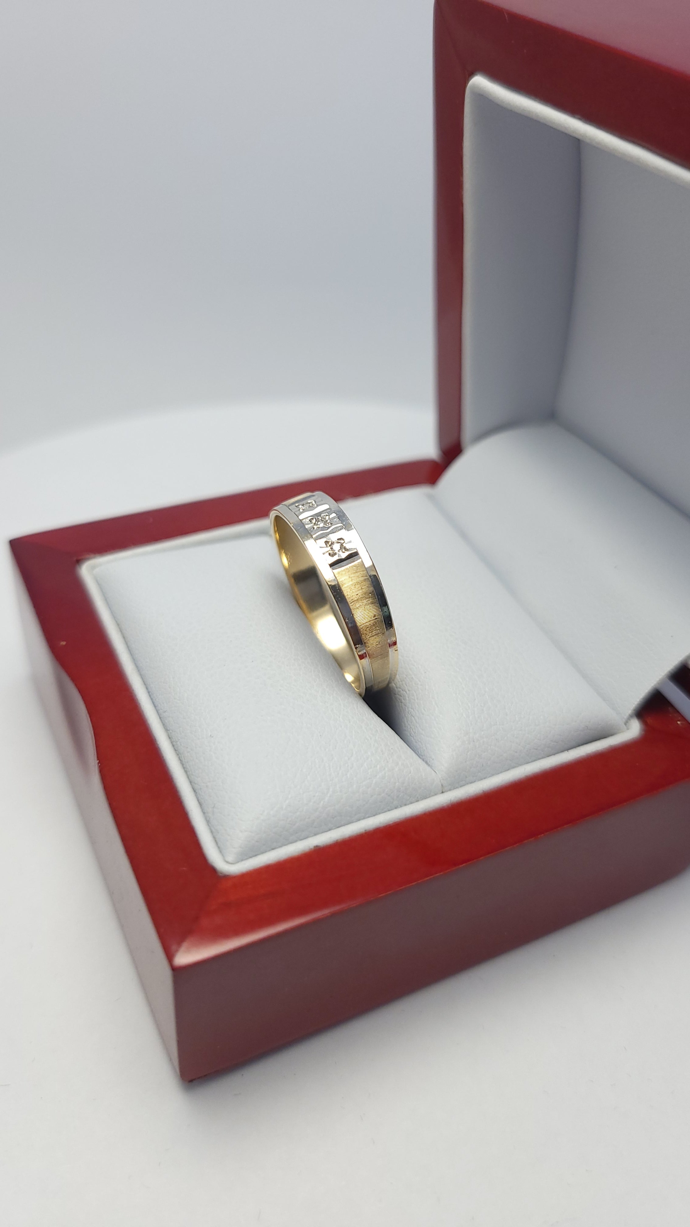 Anillo de hombre bicolor de oro de 14 quilates