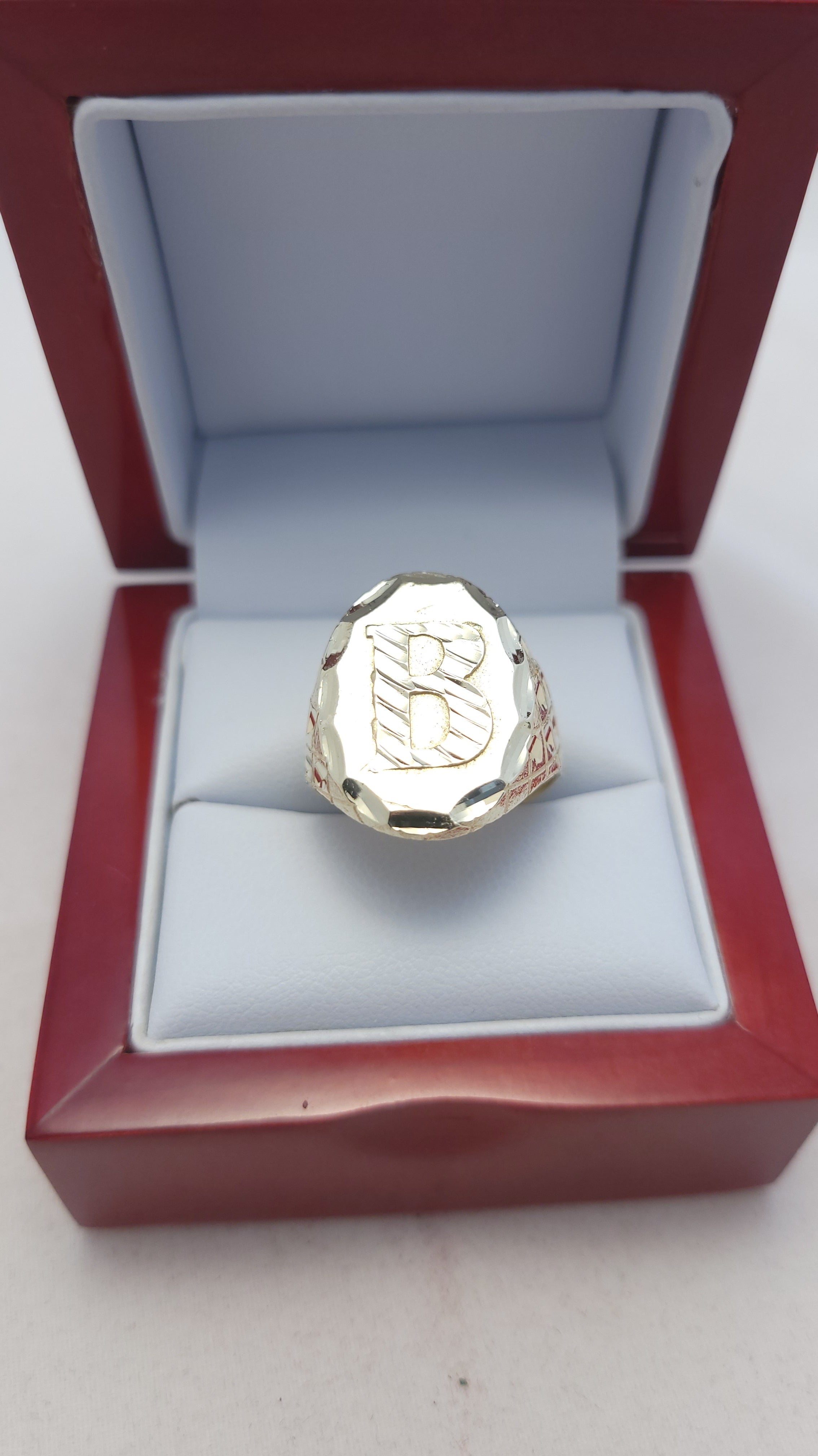 10K YG Letter "B" Ring