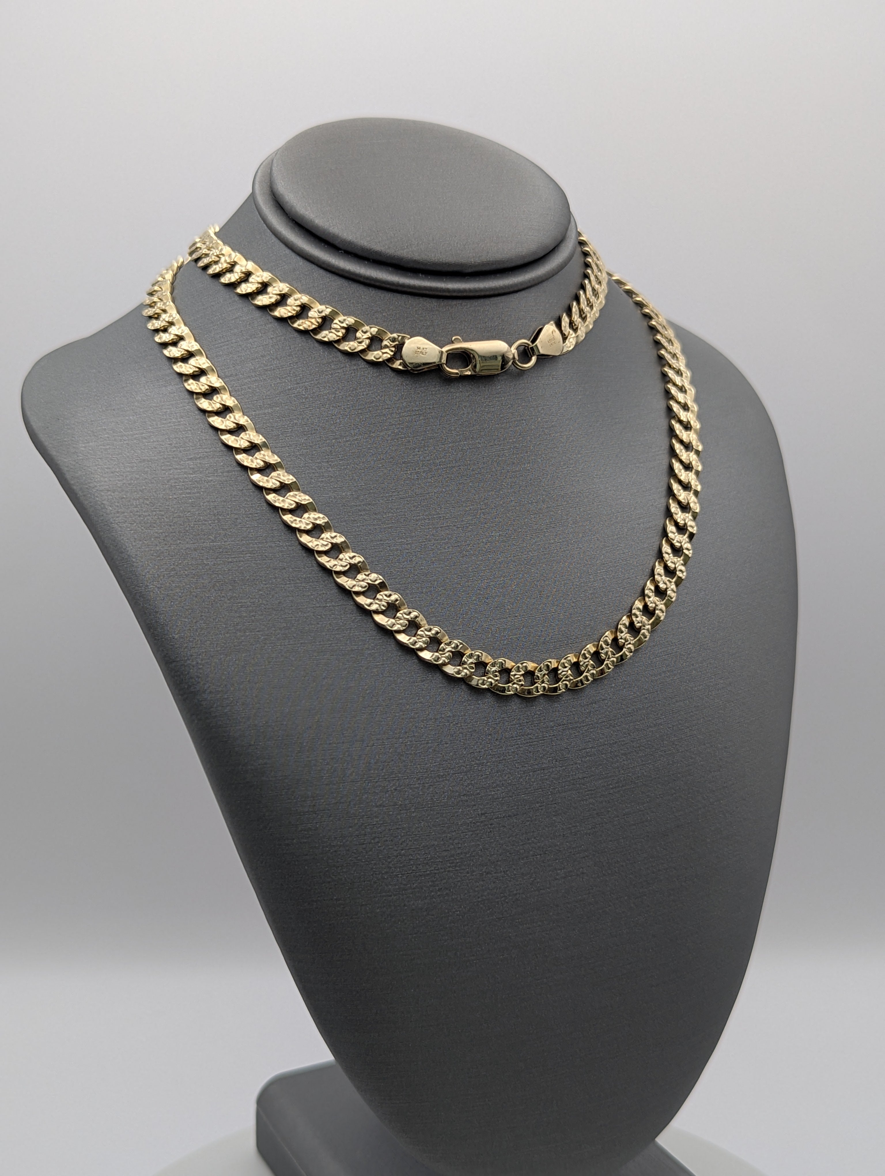 Cadena Curb Fresada de Oro Amarillo de 14K