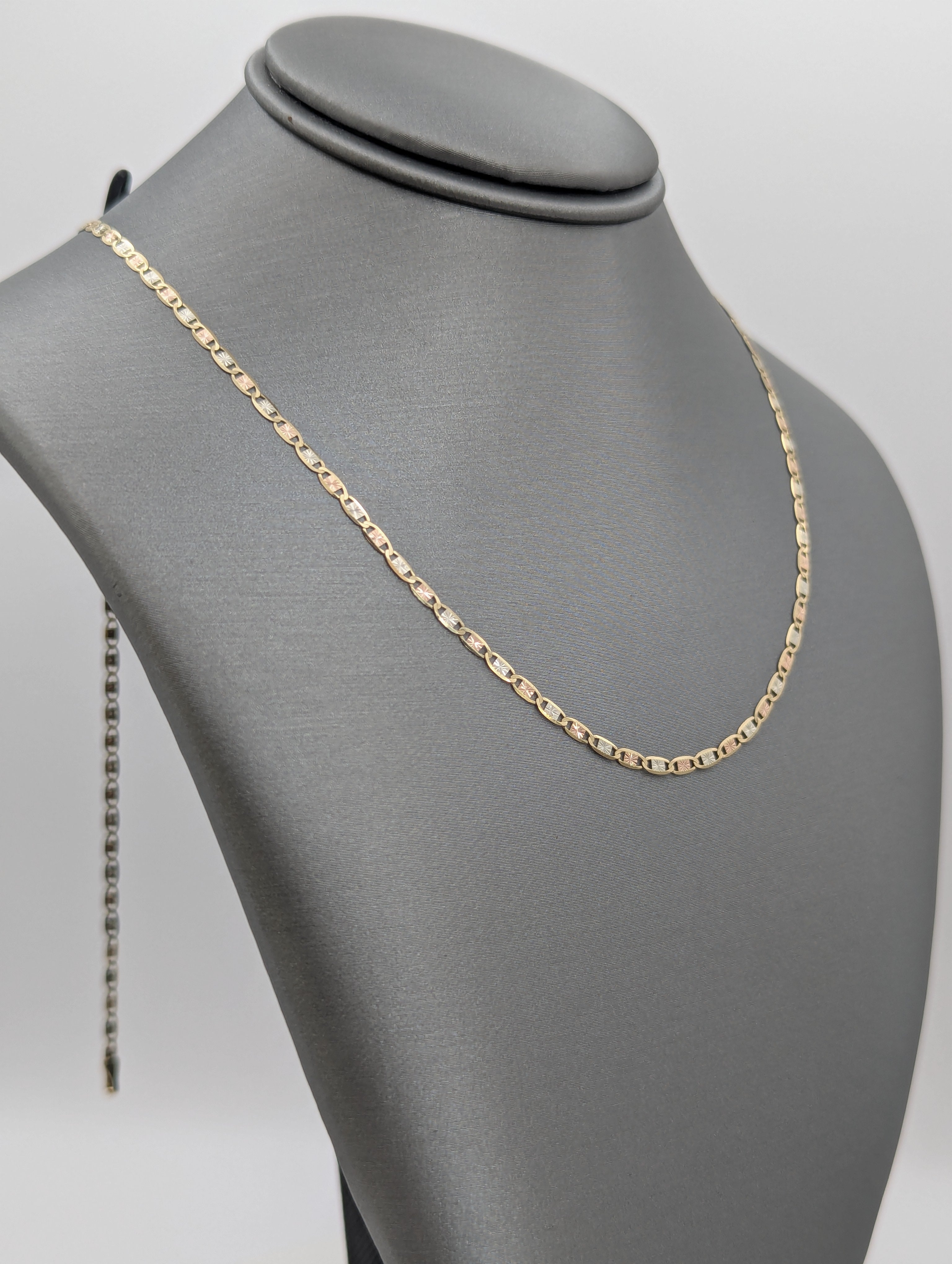 Cadena Valentino de 14K