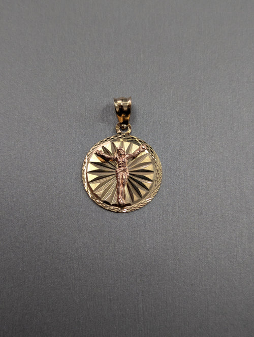 Colgante de cruz troquelado de 14K de dos tonos