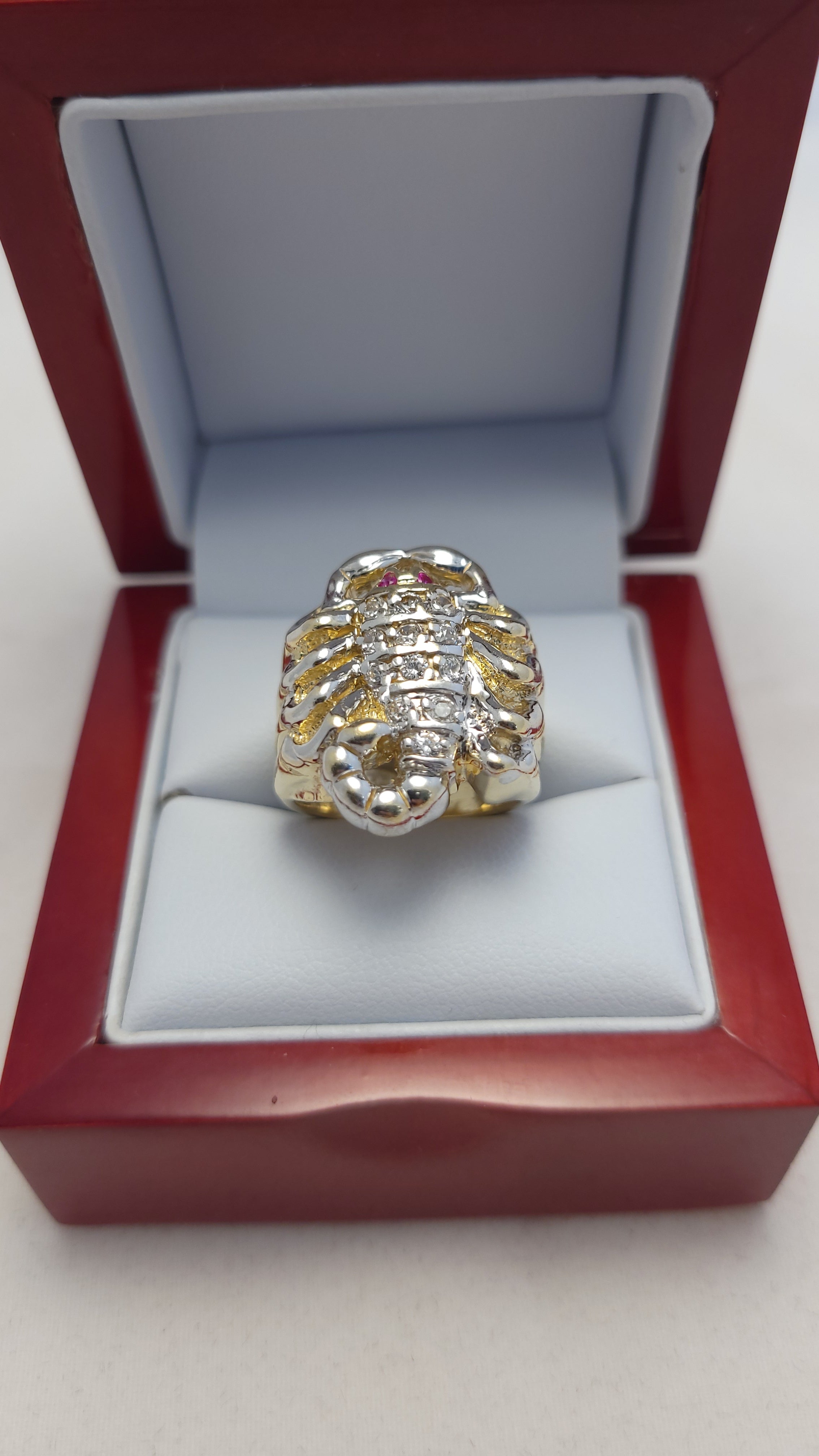10K YG Scorpion Ring