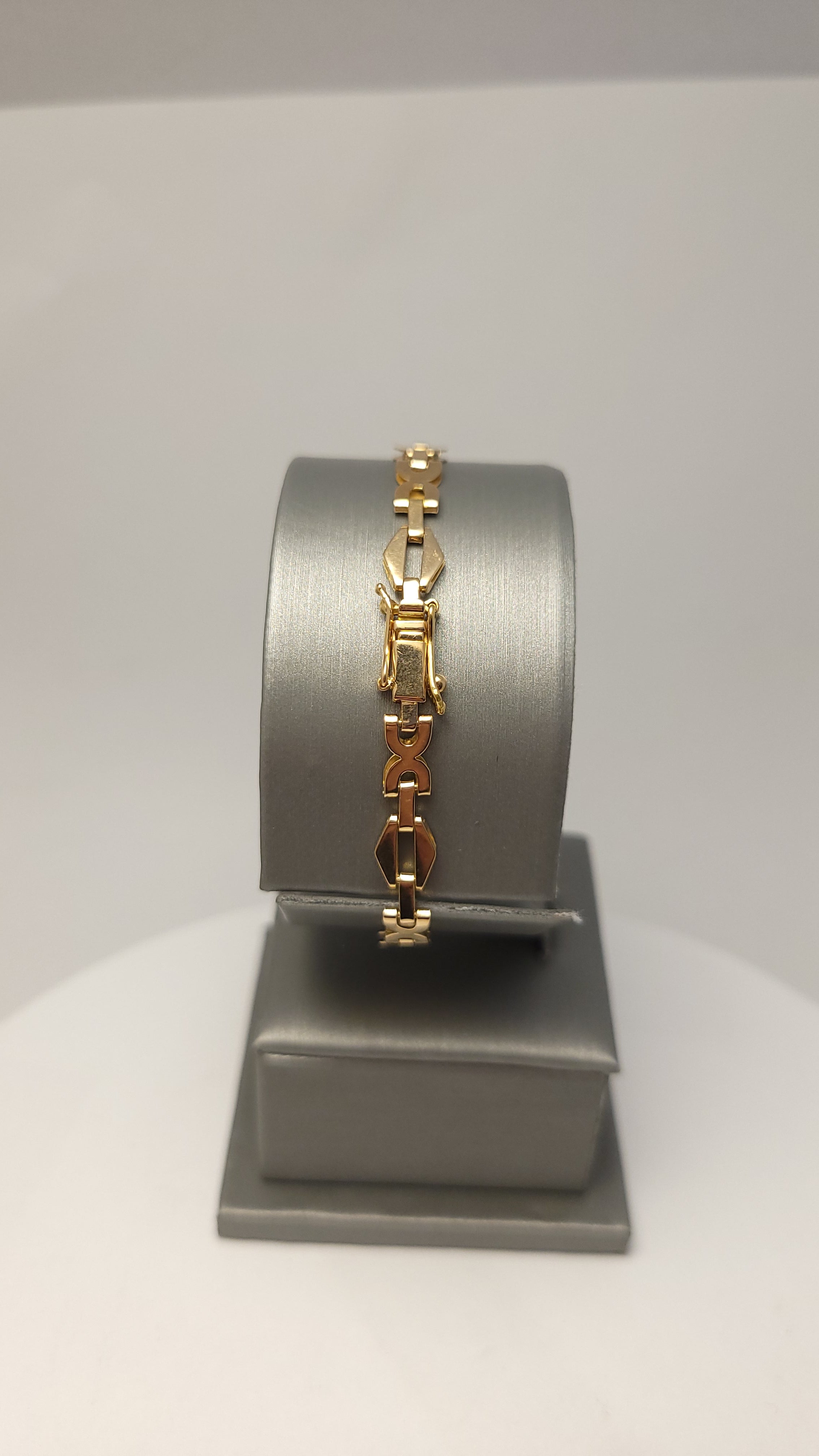 Pulsera de oro rosa de 14 quilates con diseño de "XO"