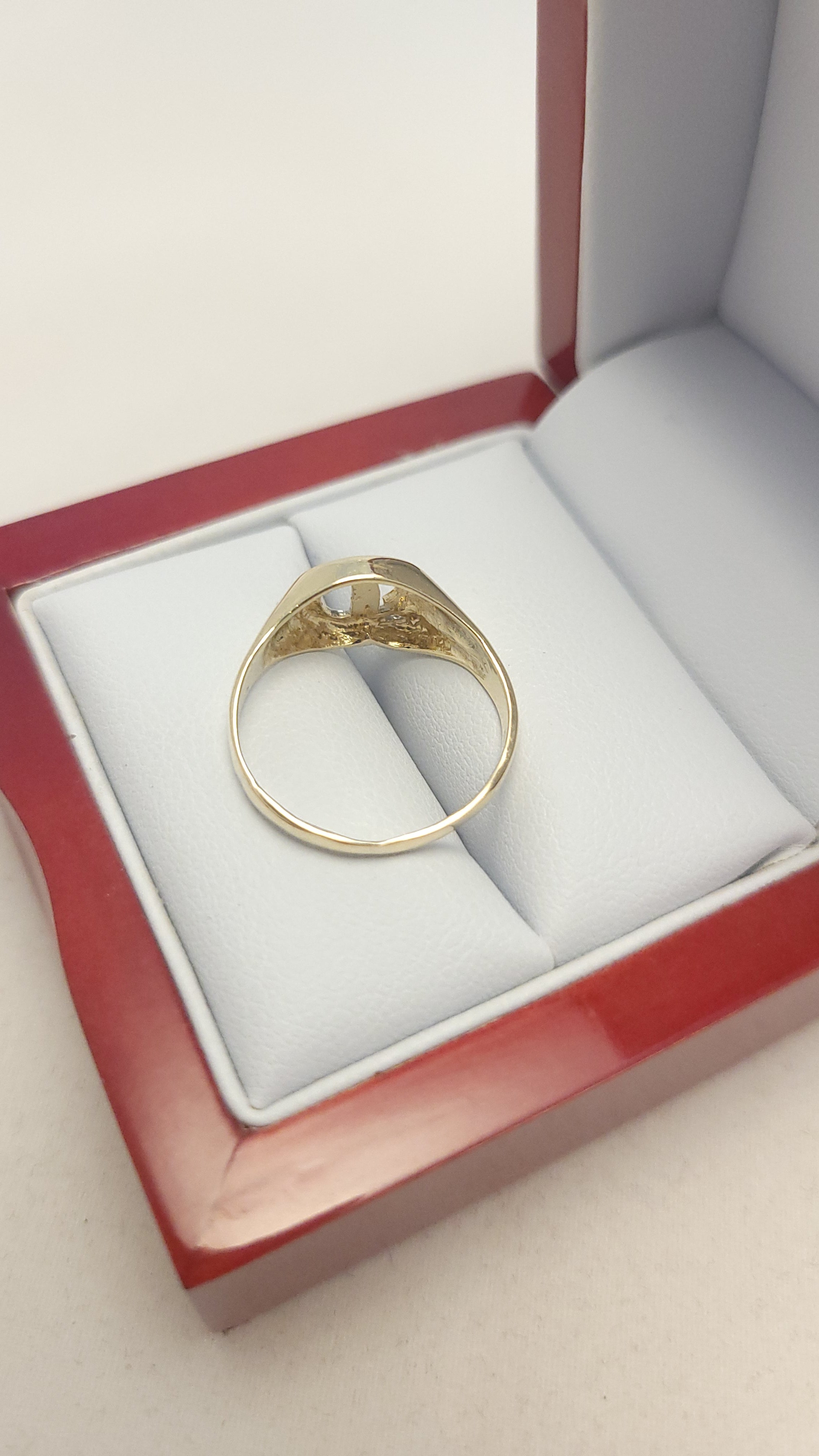 10K YG Letter "D" Ring