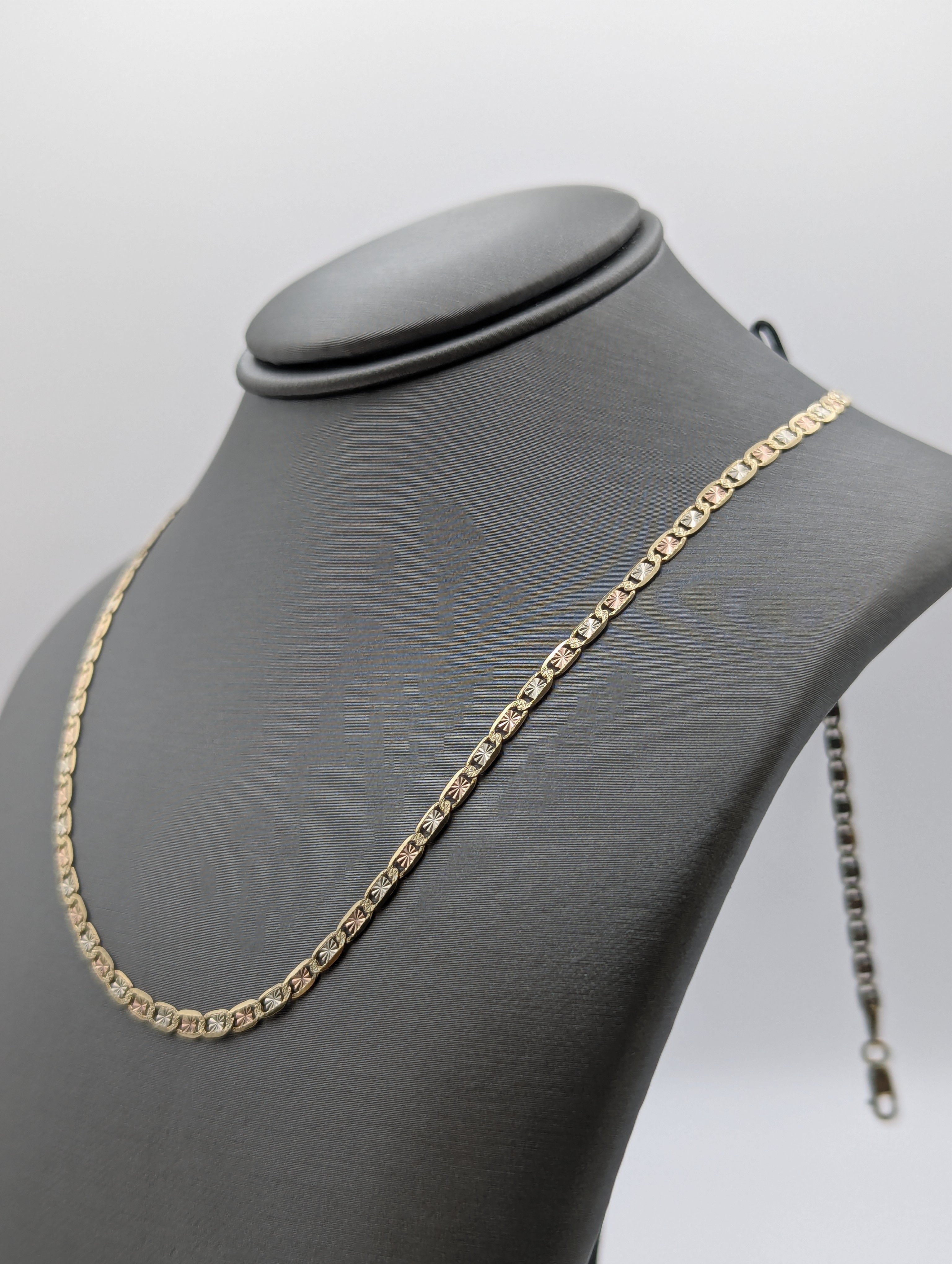 Cadena Valentino de 14K