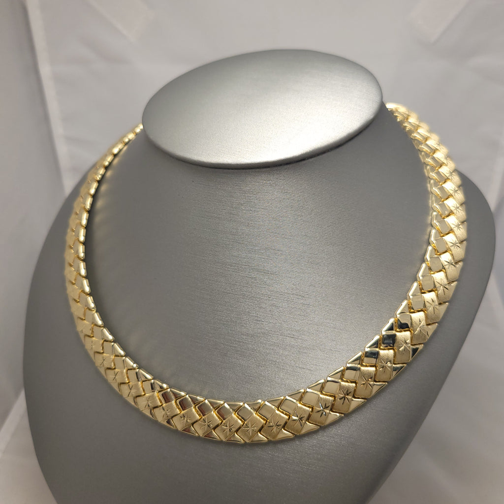 Cadena texturizada de oro amarillo de 14K