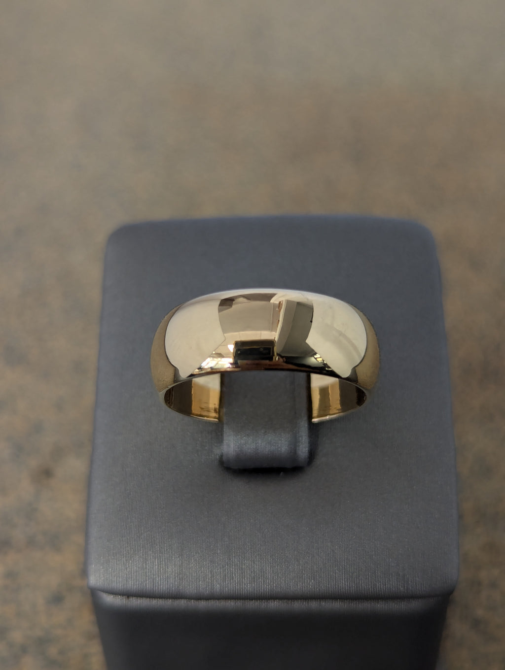 Anillo de boda de 14 quilates