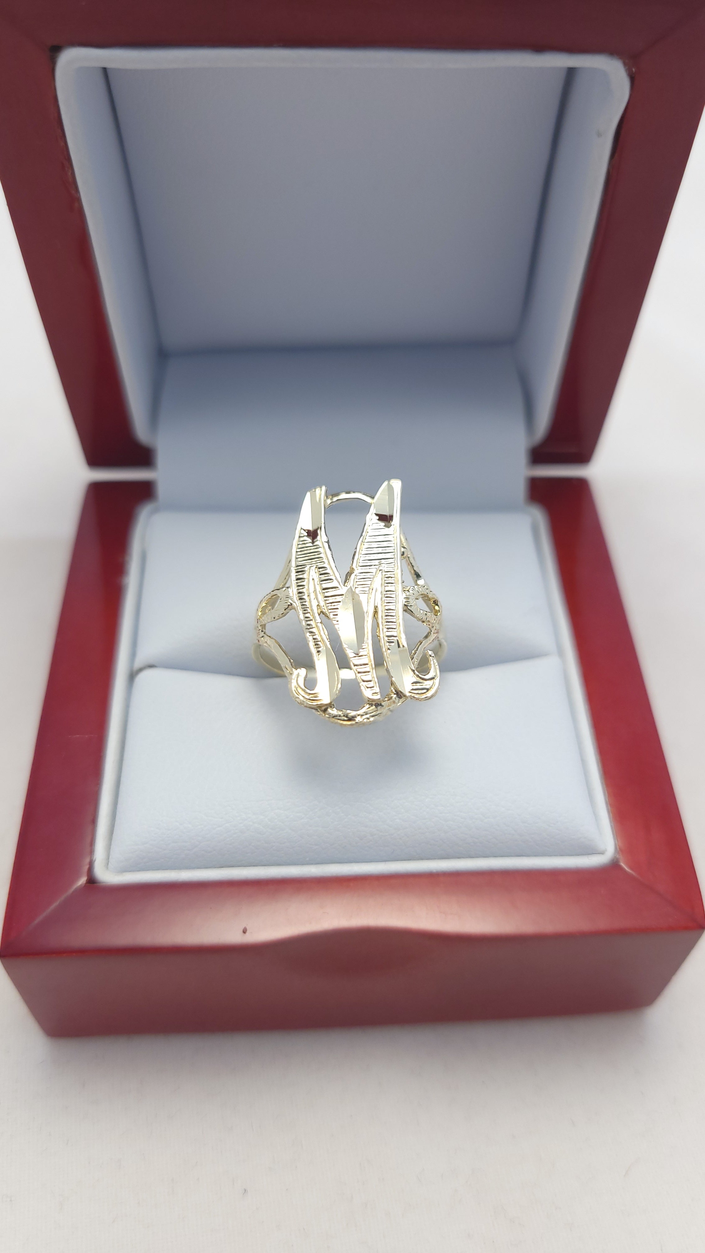 10K YG Letter "M" Ring