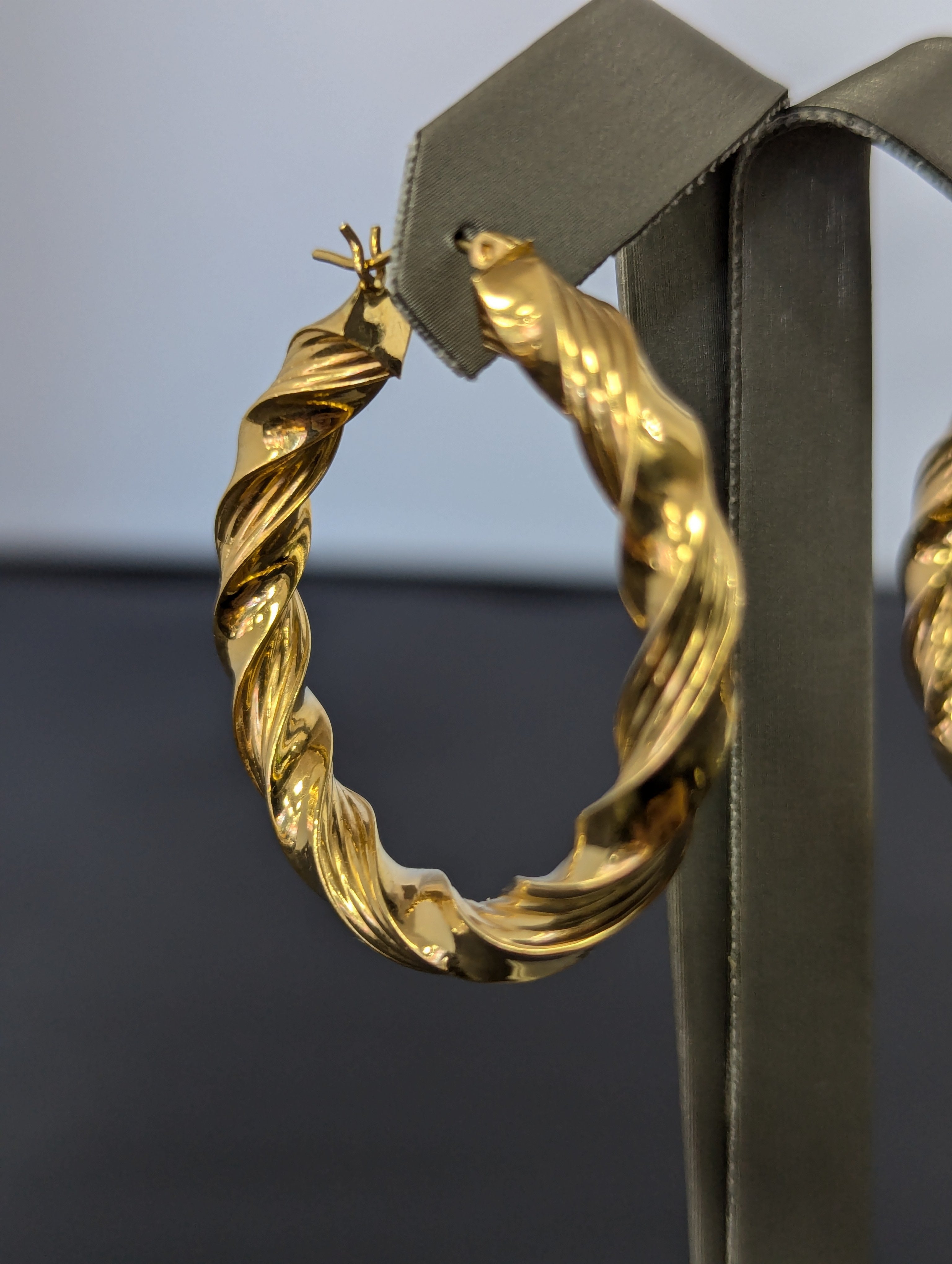 14K YG Twisted Spiral Hoop Earrings