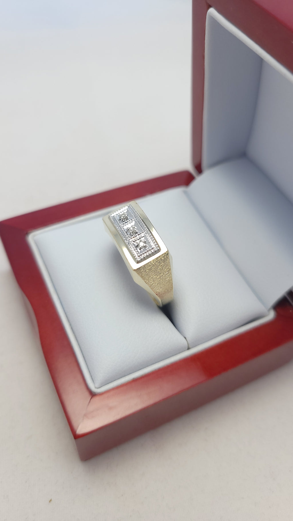 10K YG Men's Diamond Ring