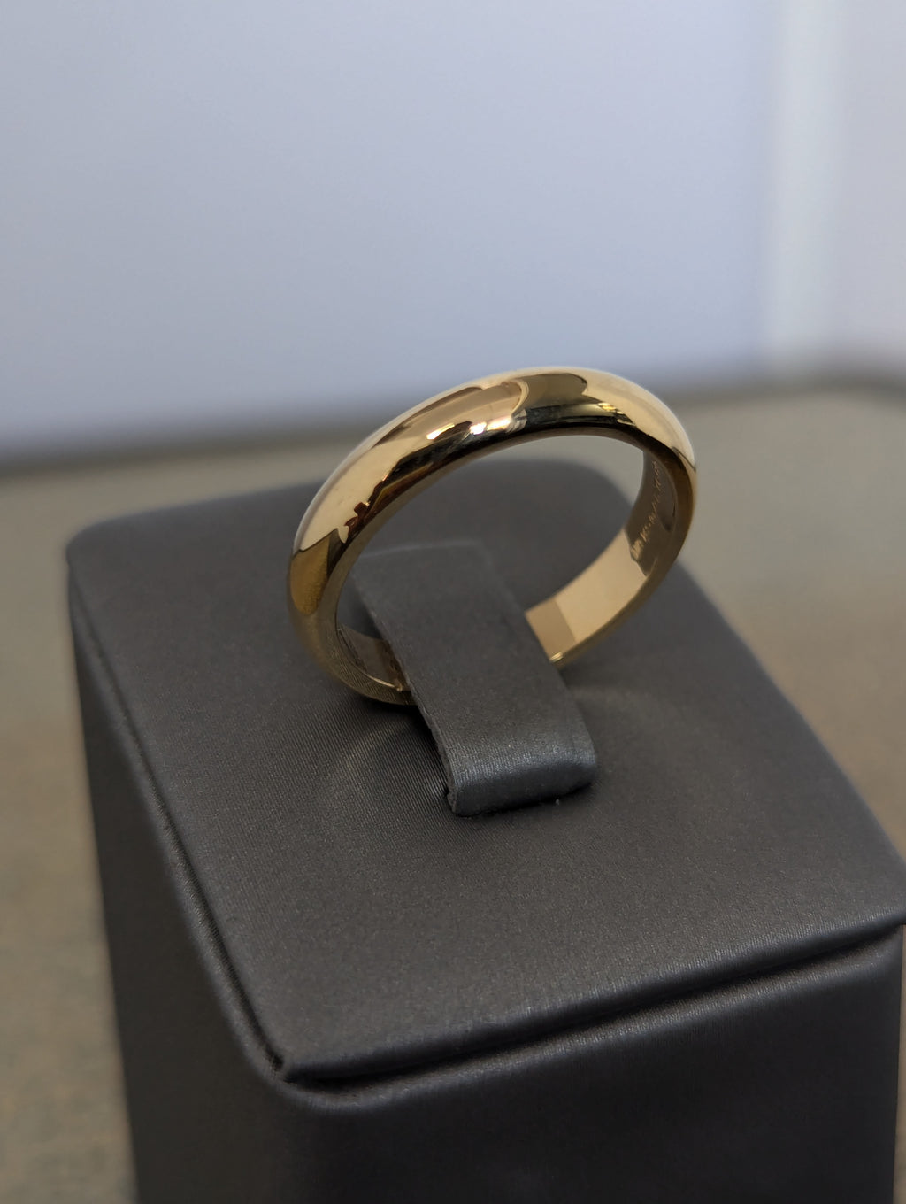 Anillo de boda de 14 quilates